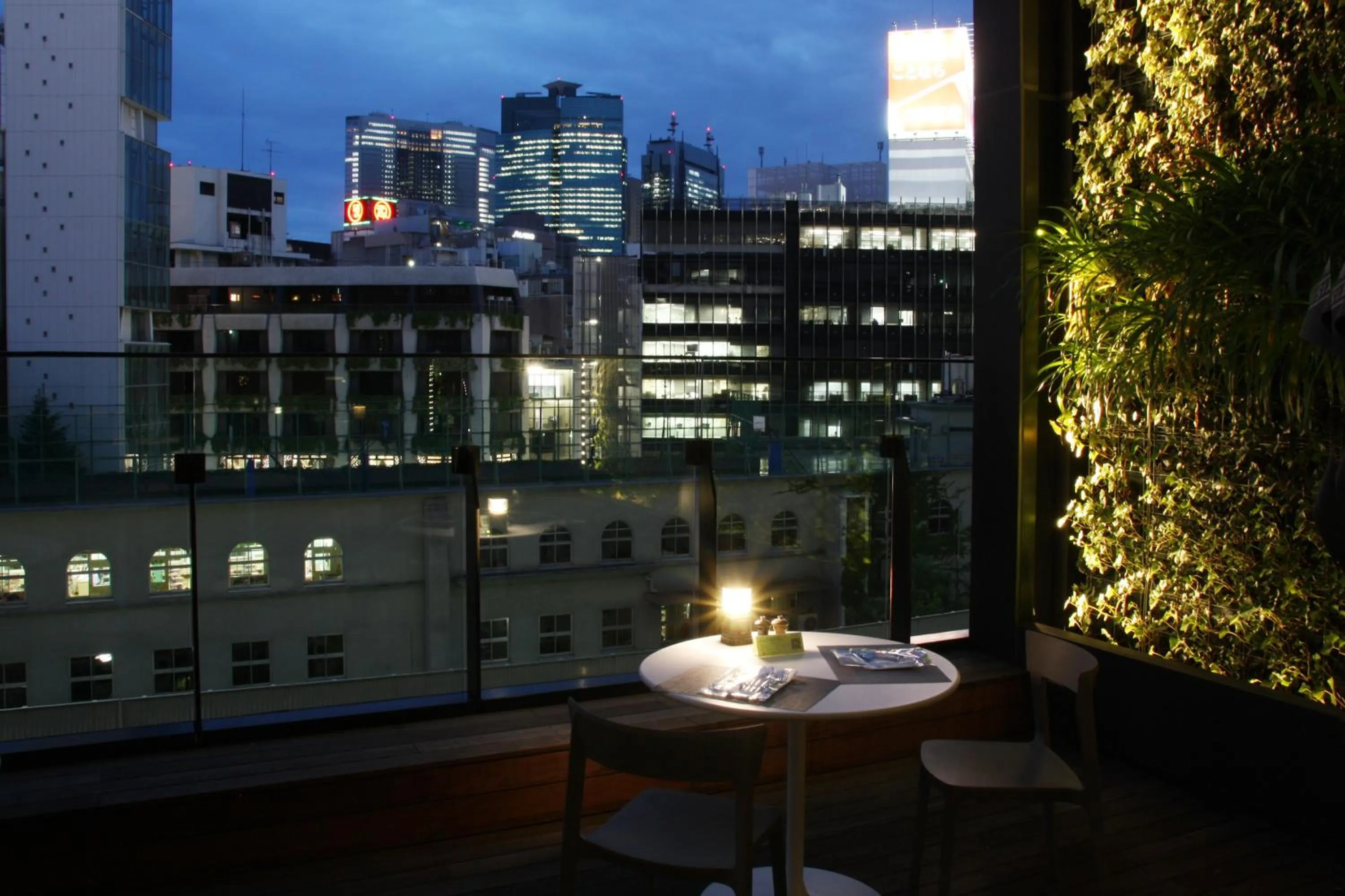 Restaurant/places to eat in The Gate Hotel Tokyo by Hulic