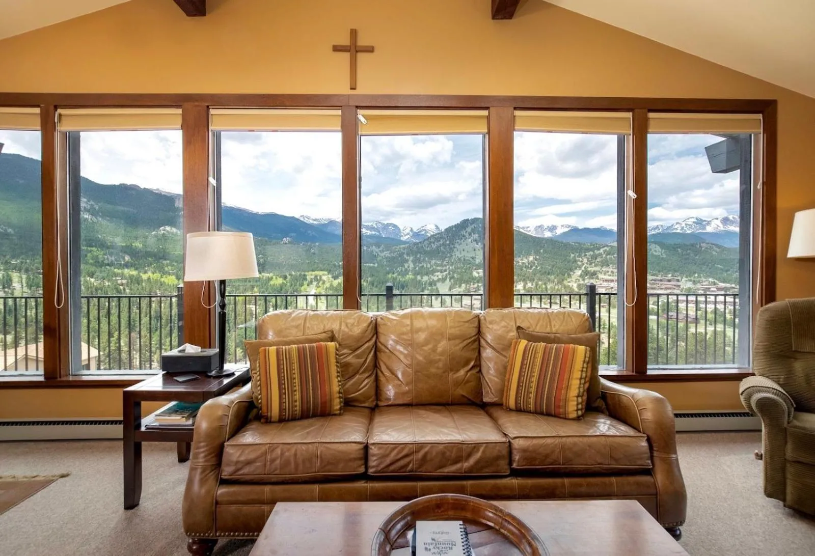 Living room in Kintzle Home