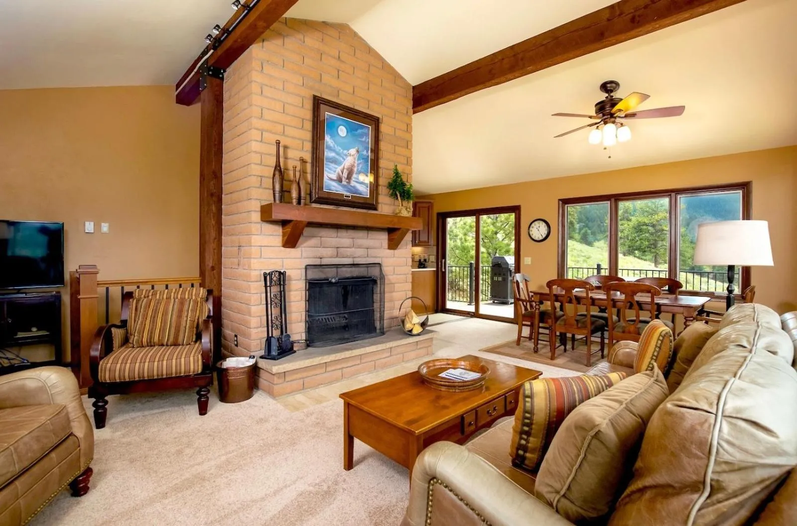 Living room in Kintzle Home