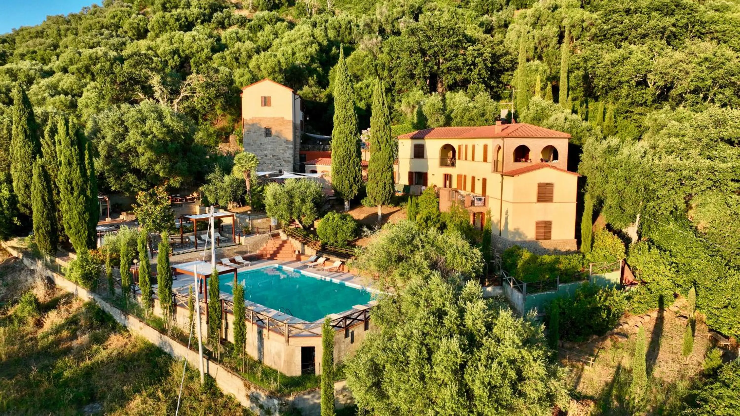 Natural landscape in Madonna Del Poggio CAV
