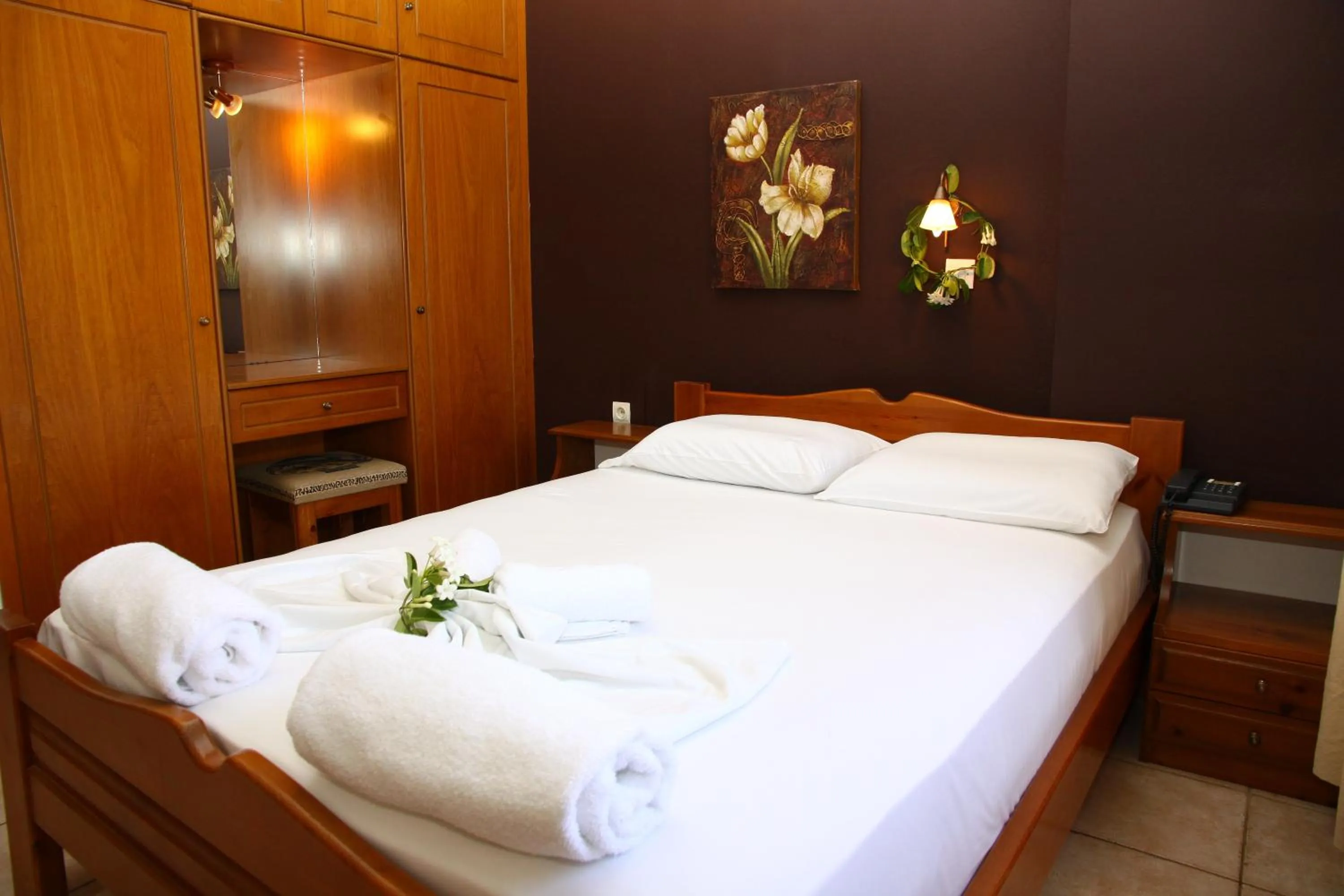 Photo of the whole room, Bed in Nikos Apartments