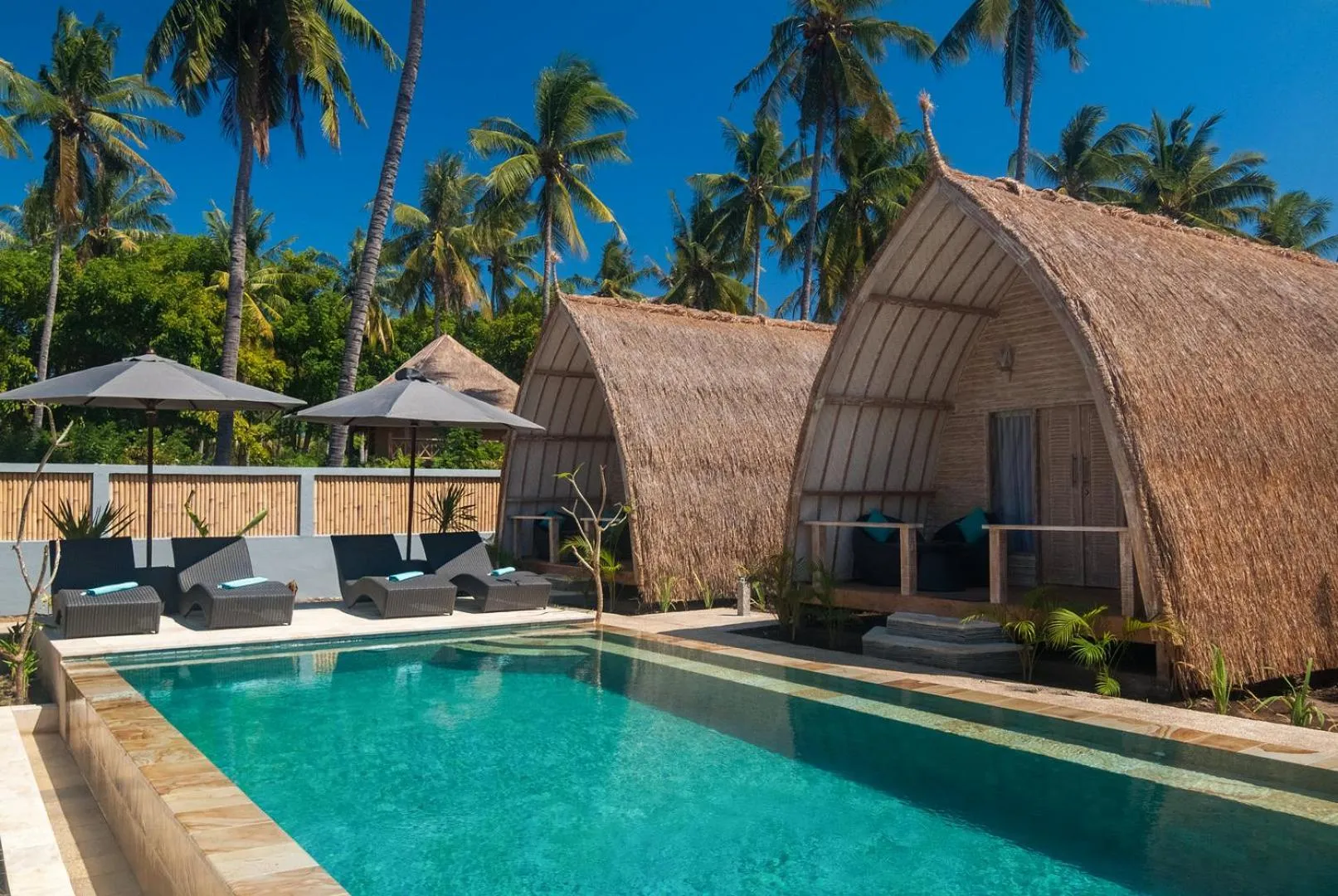 Swimming pool in Gili Meno Escape - Adults Only