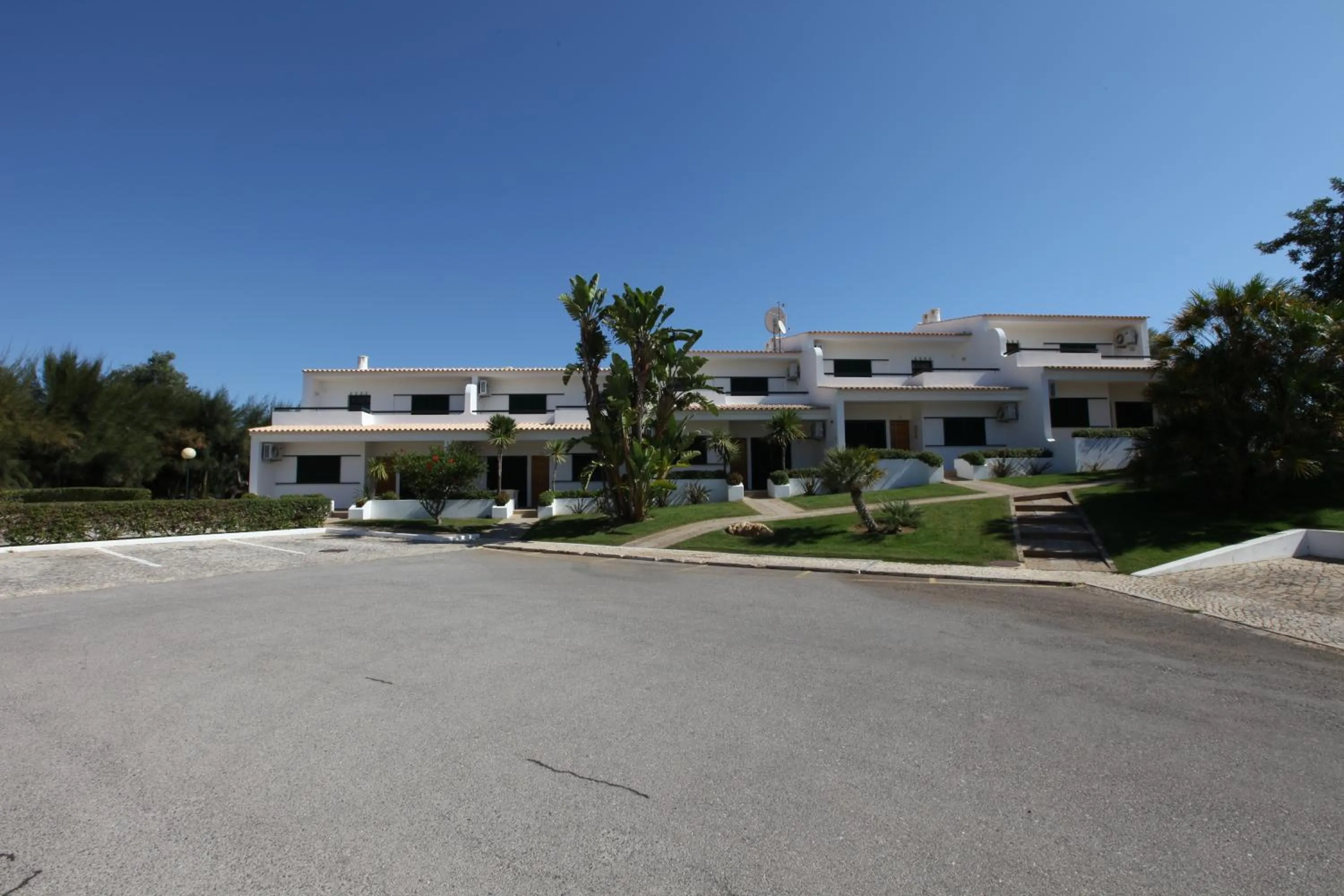 Property building in Parque Monte Verde