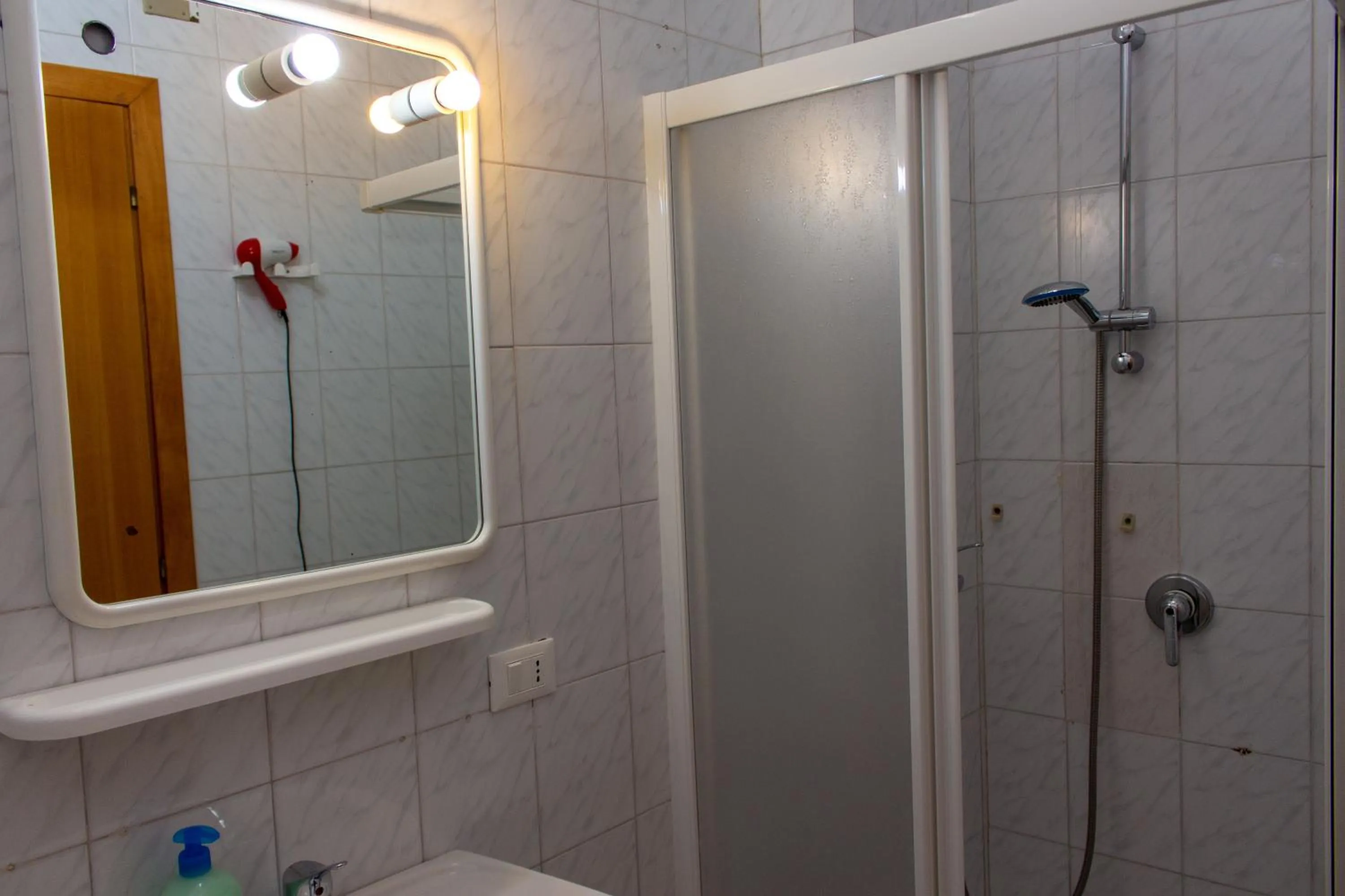 Bathroom in La Masseria Hotel Ristorante Centro Benessere