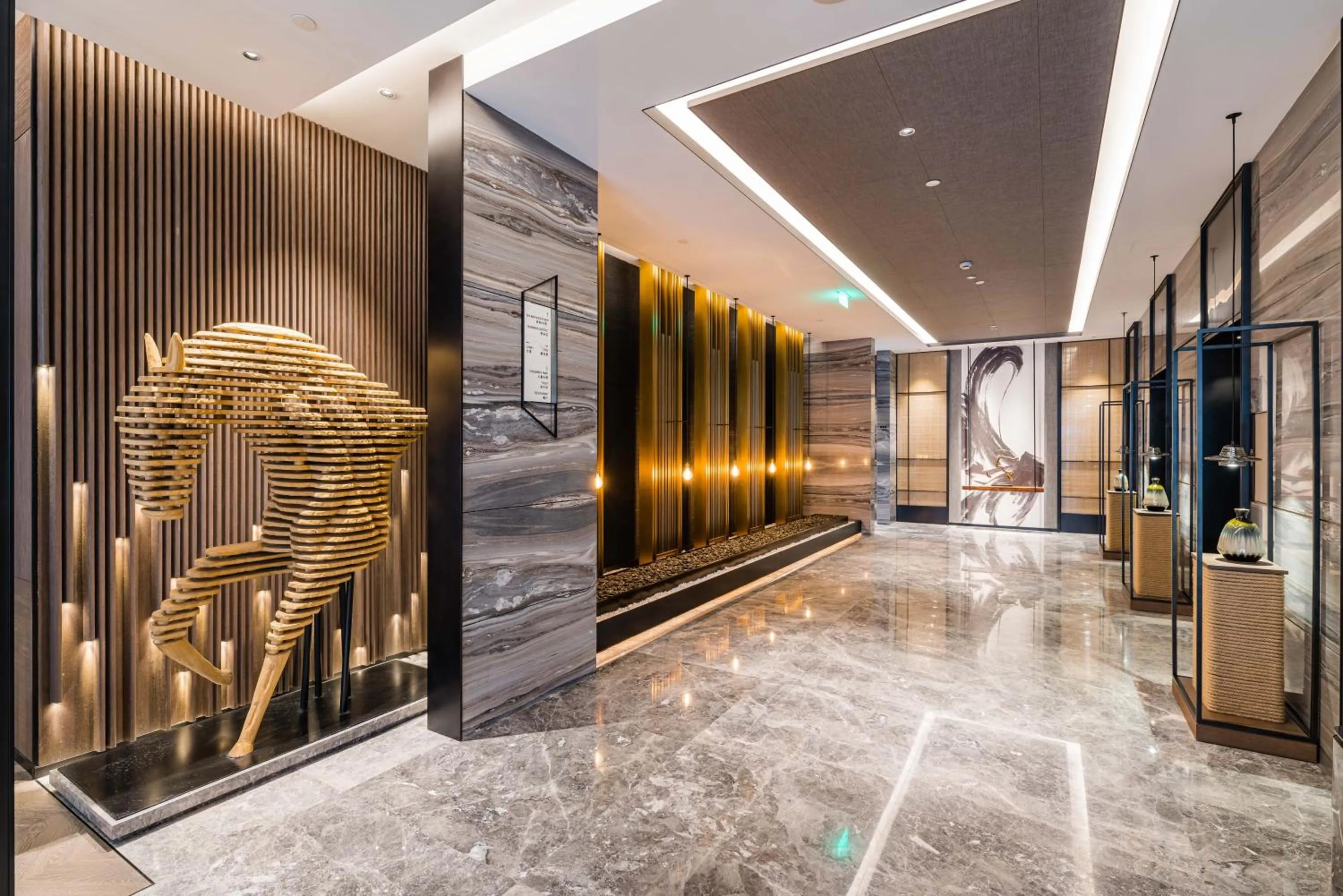 elevator in Yunhe Yebo Hotel (Shanghai International Tourism Resort Pudong Airport)