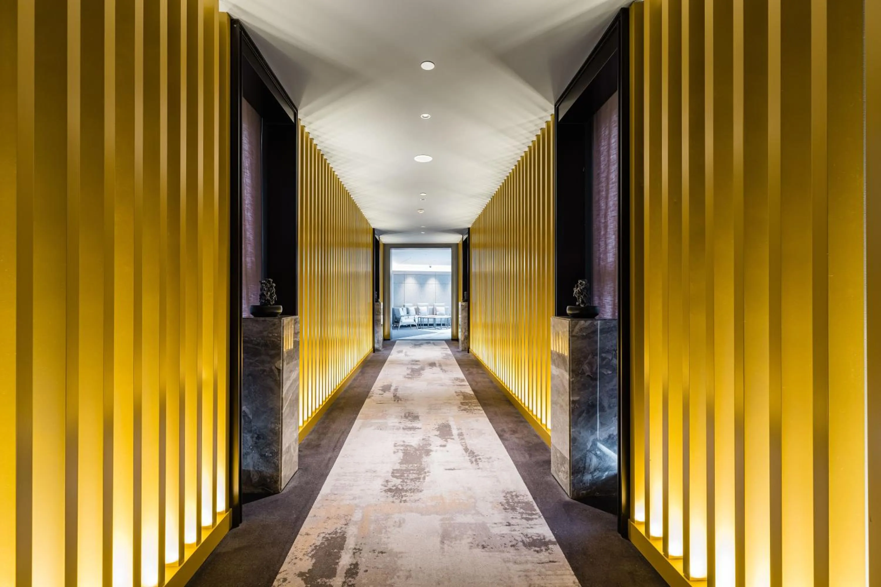 Property building in Yunhe Yebo Hotel (Shanghai International Tourism Resort Pudong Airport)