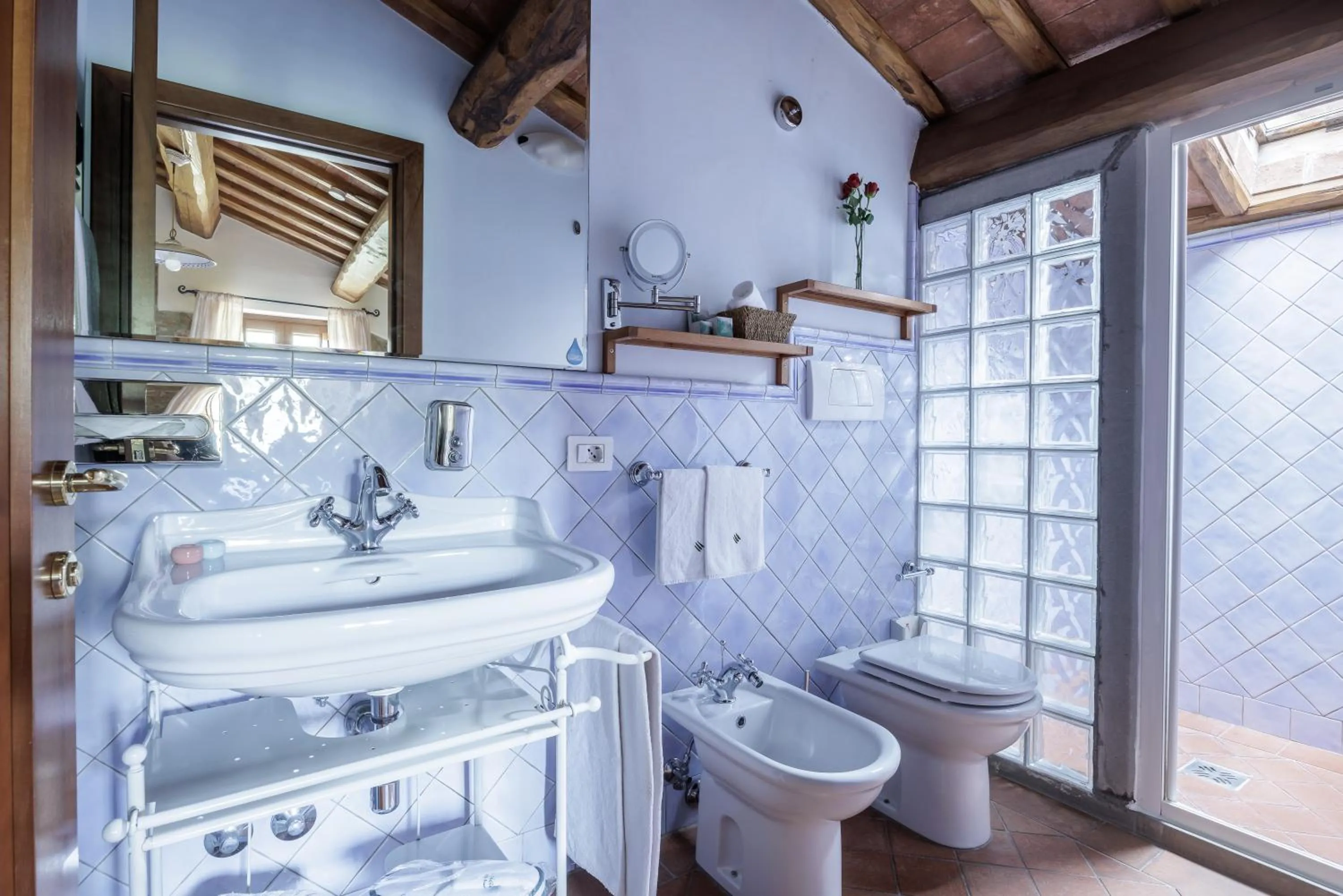 Toilet in B&B Hotel La Piana