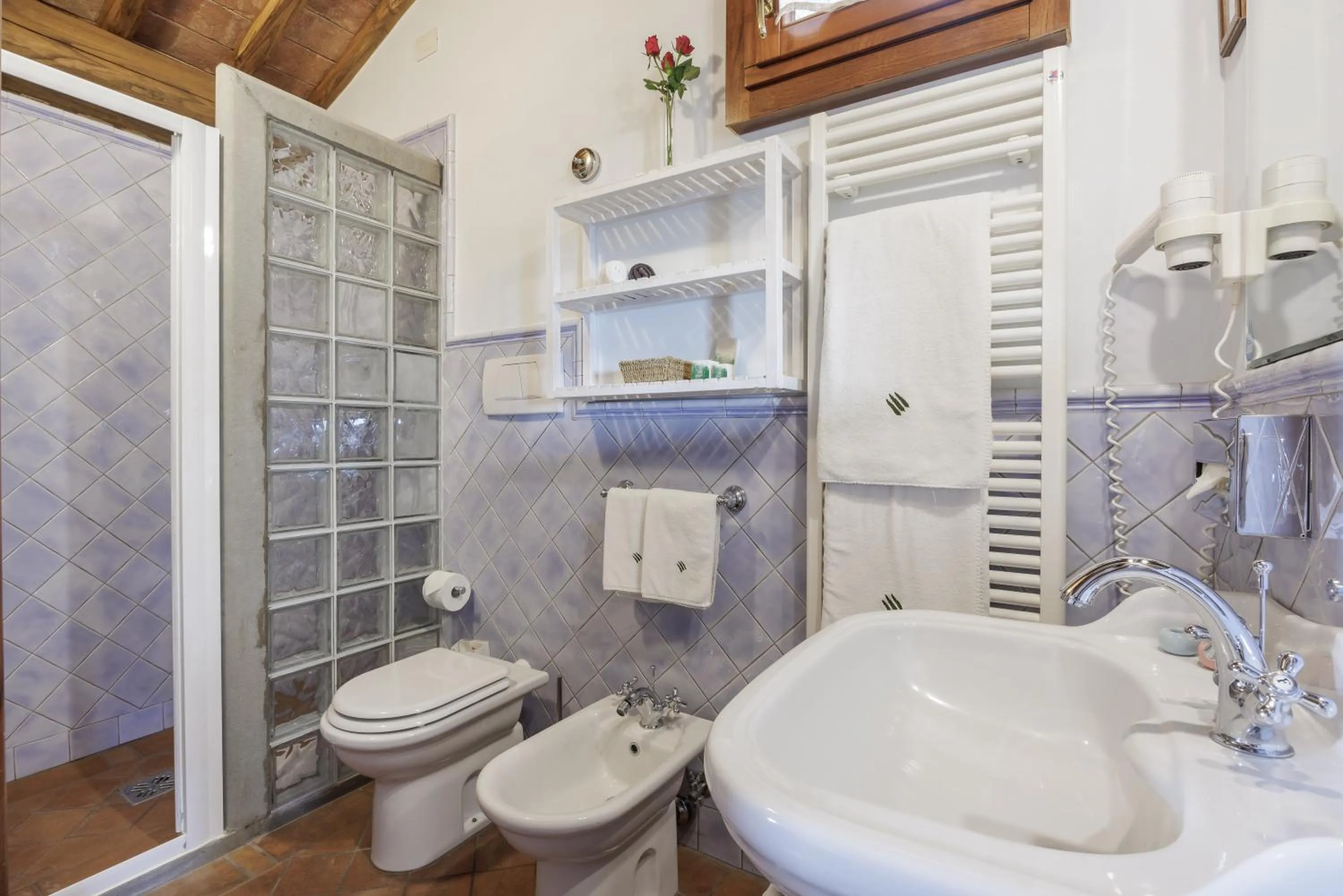 Bathroom in B&B Hotel La Piana