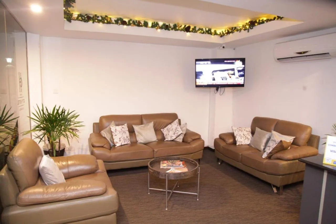 Lobby or reception in City Hotel Colombo 02