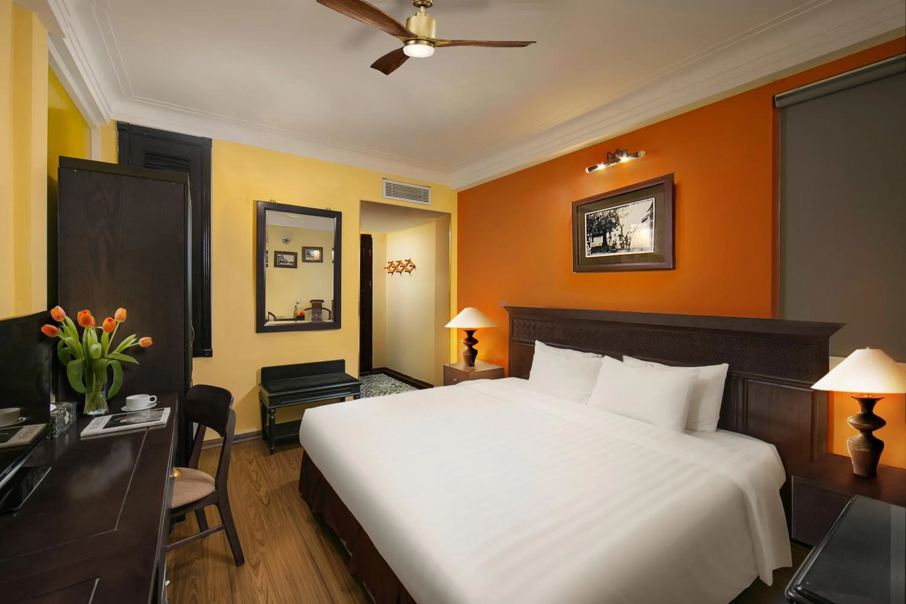 Bedroom, Bed in Classic Street Hotel