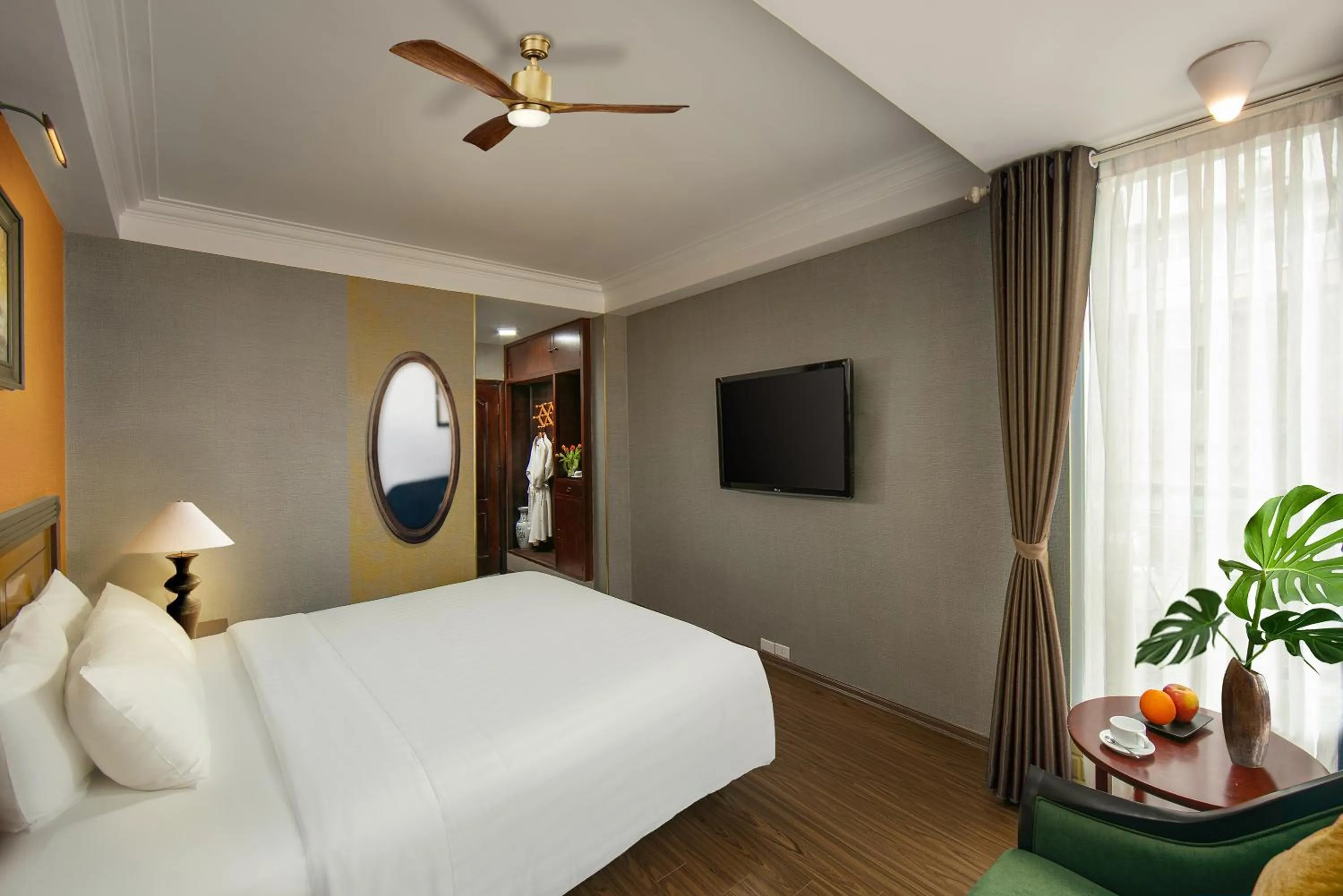 Photo of the whole room, Bed in Classic Street Hotel