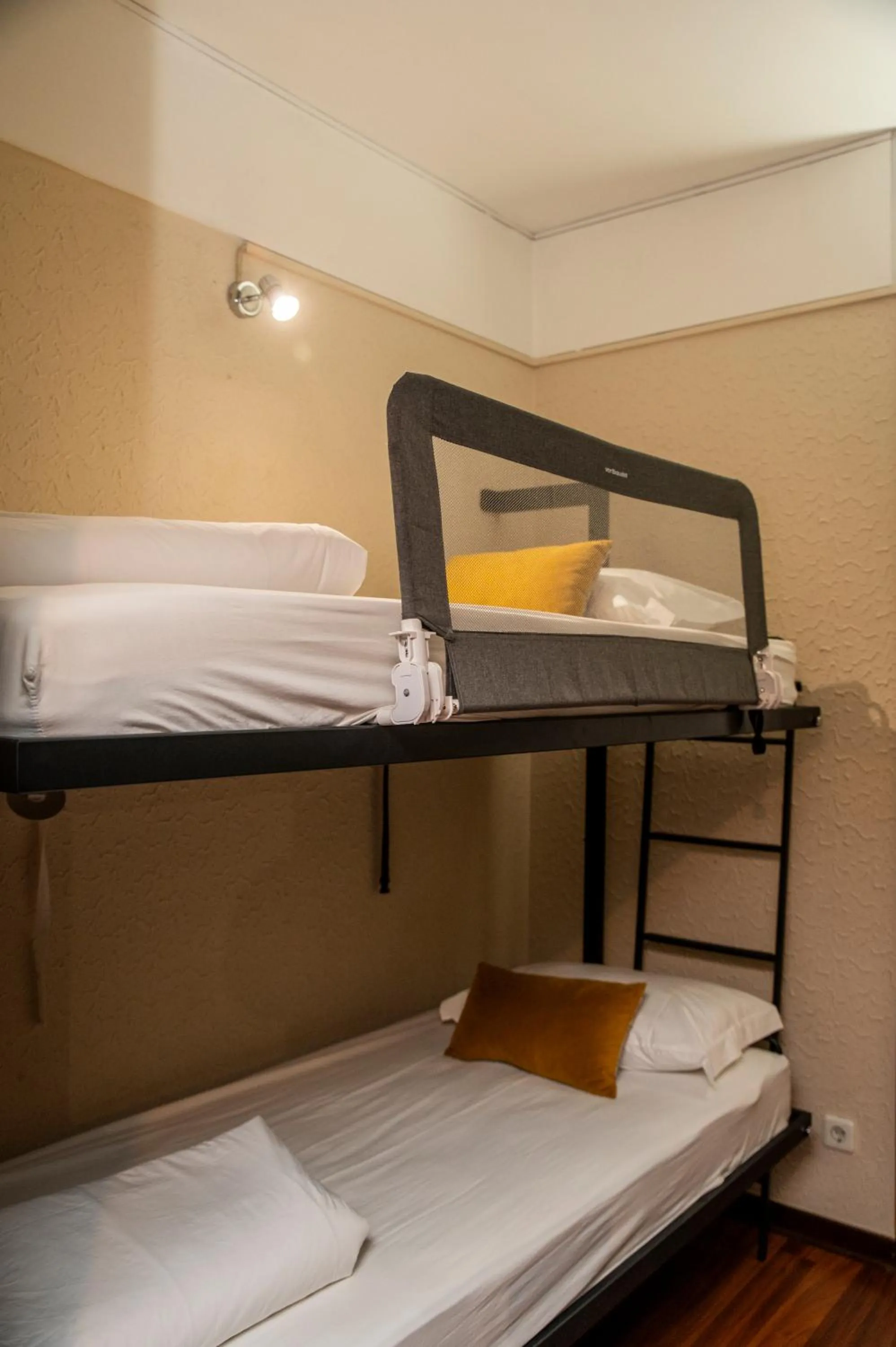 Bed in WOT Porto Soul