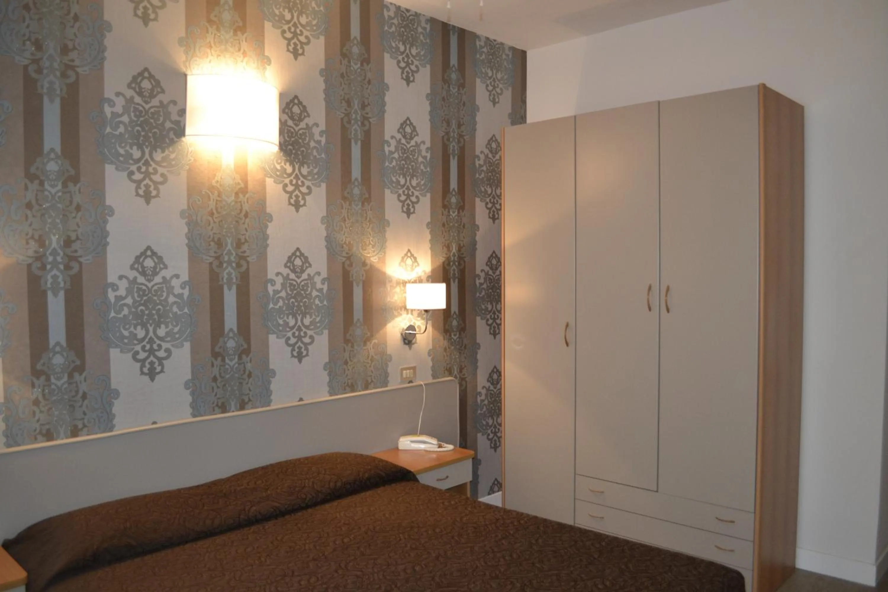 Bedroom, Bed in Hotel Ermeti B&B Brunch