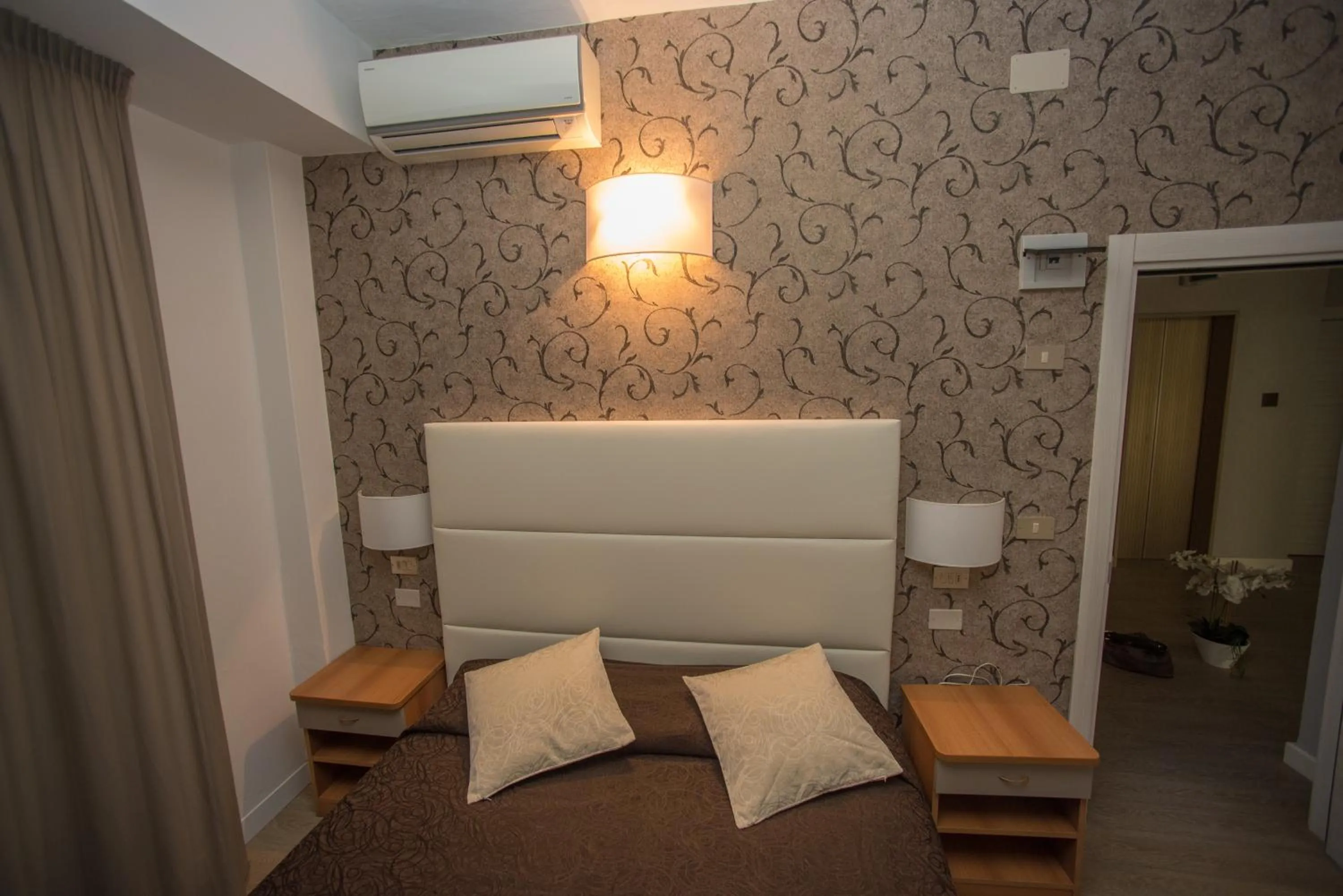 Hotel Ermeti B&B Brunch