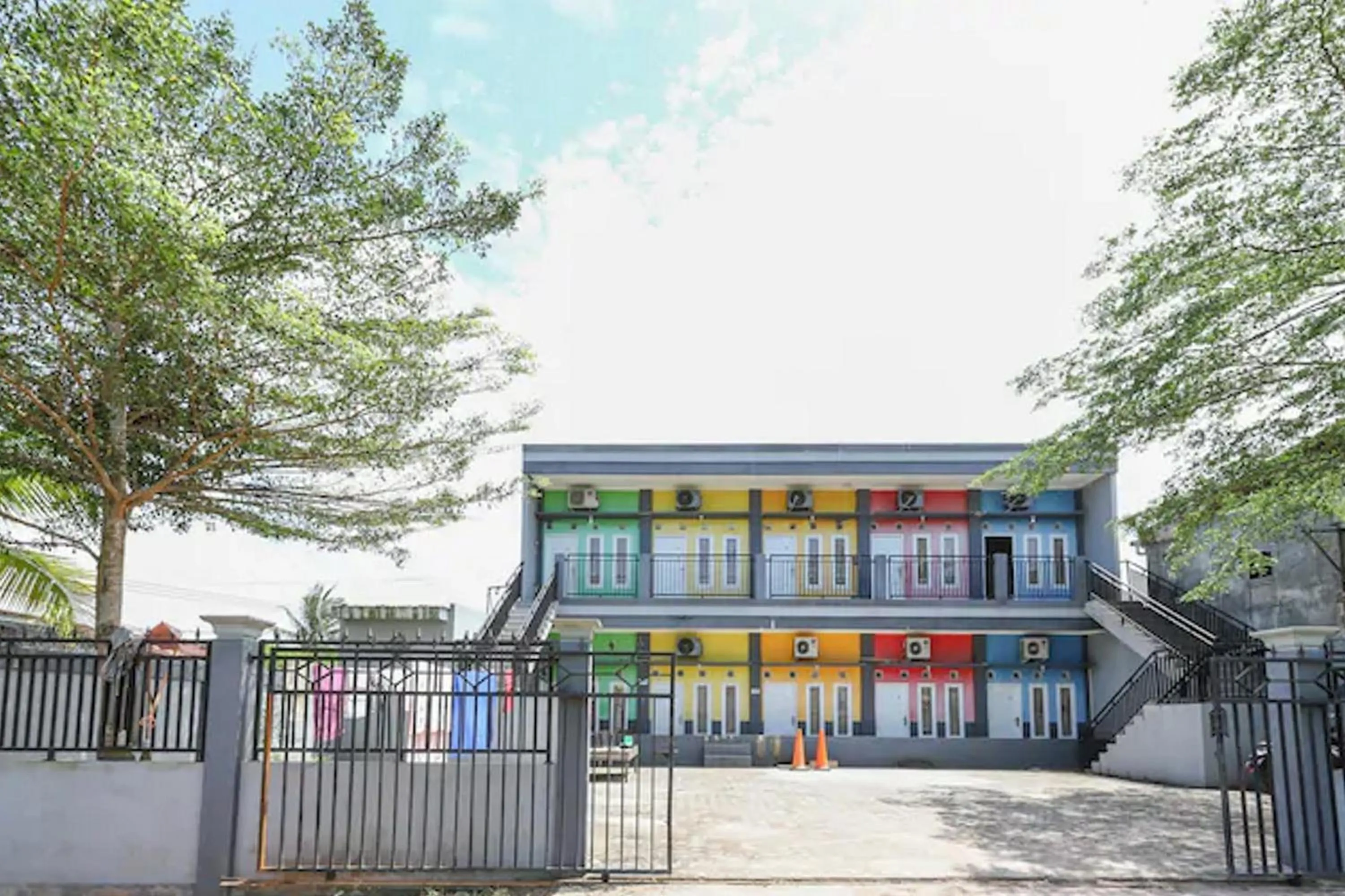 RedDoorz At Pelangi Guest House