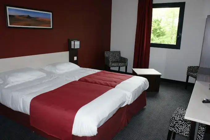 Twin Room in Hôtel AKENA La Ferté Bernard Twin Room in Hôtel AKENA La Ferté Bernard