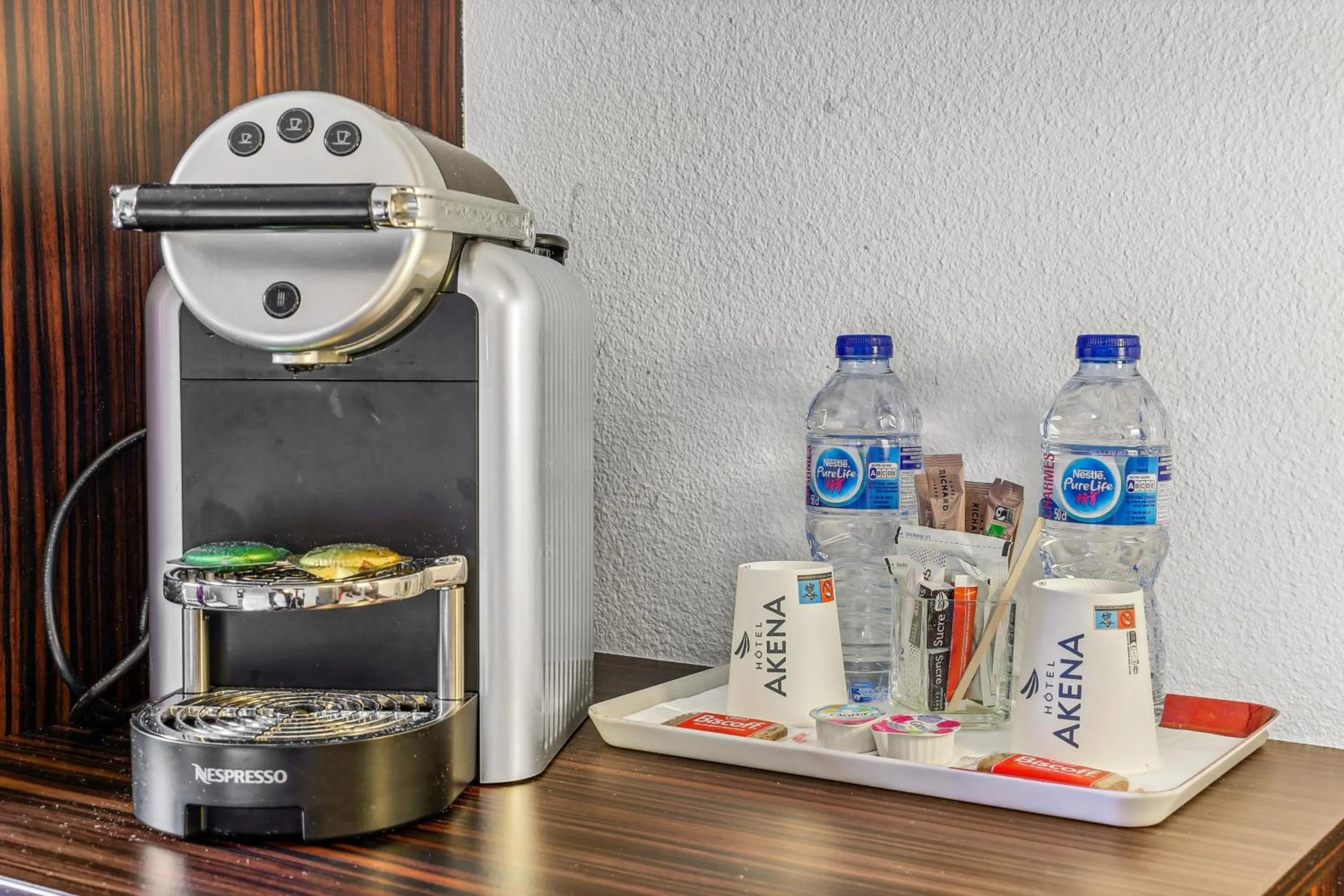 Coffee/tea facilities in Hôtel AKENA La Ferté Bernard
