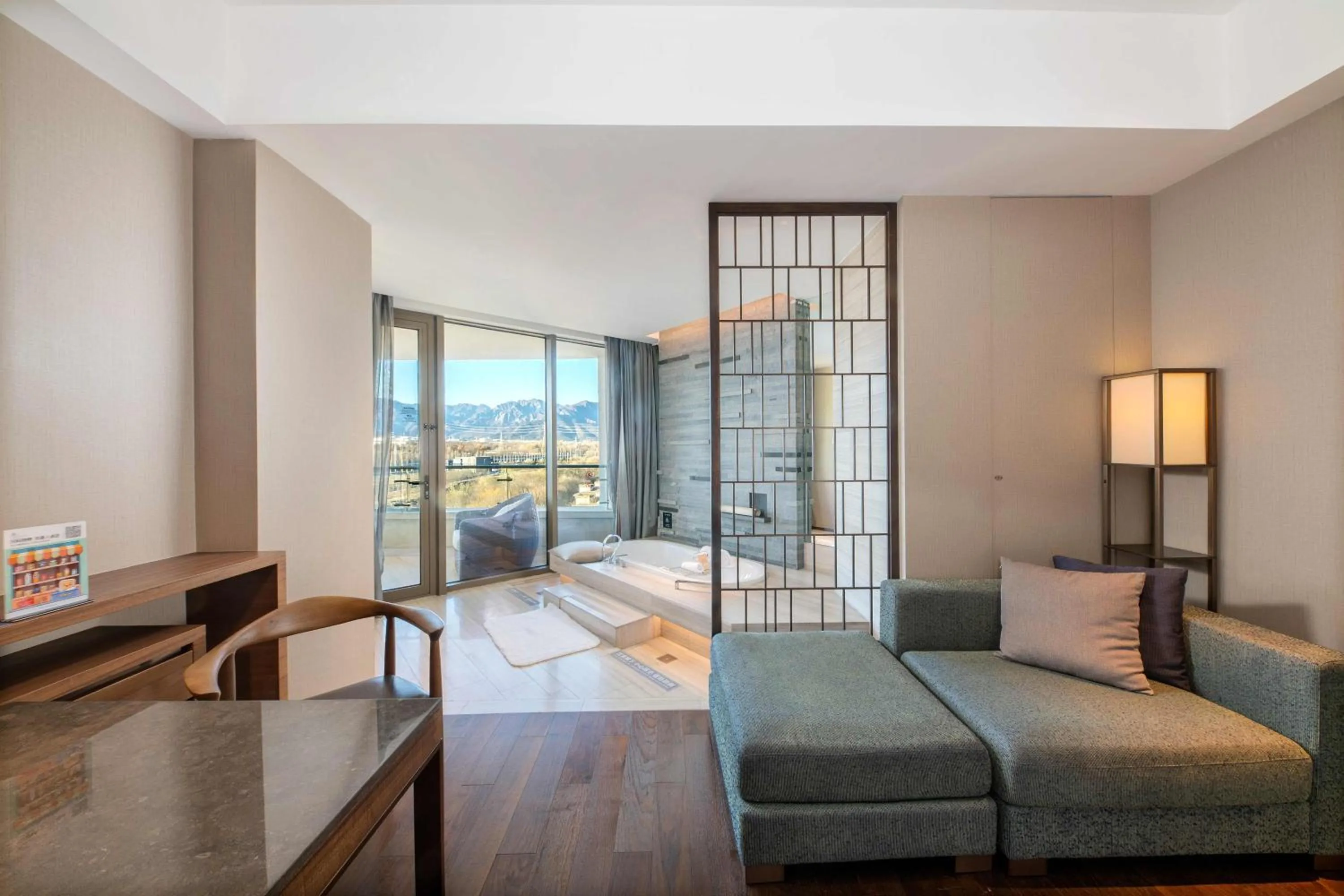 Photo of the whole room, Bed in Beijing Marriott Hotel Changping