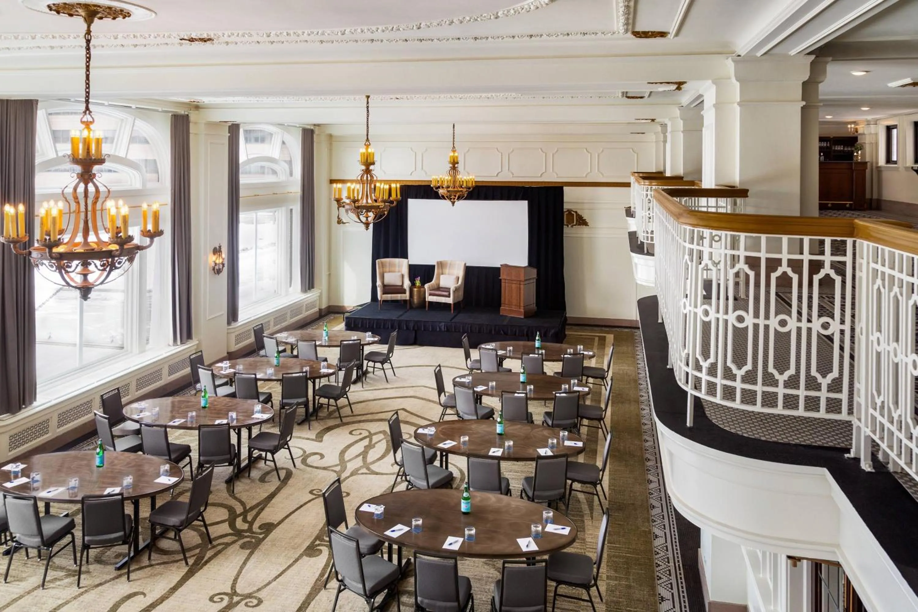 Meeting/conference room in Hotel Northland, Autograph Collection