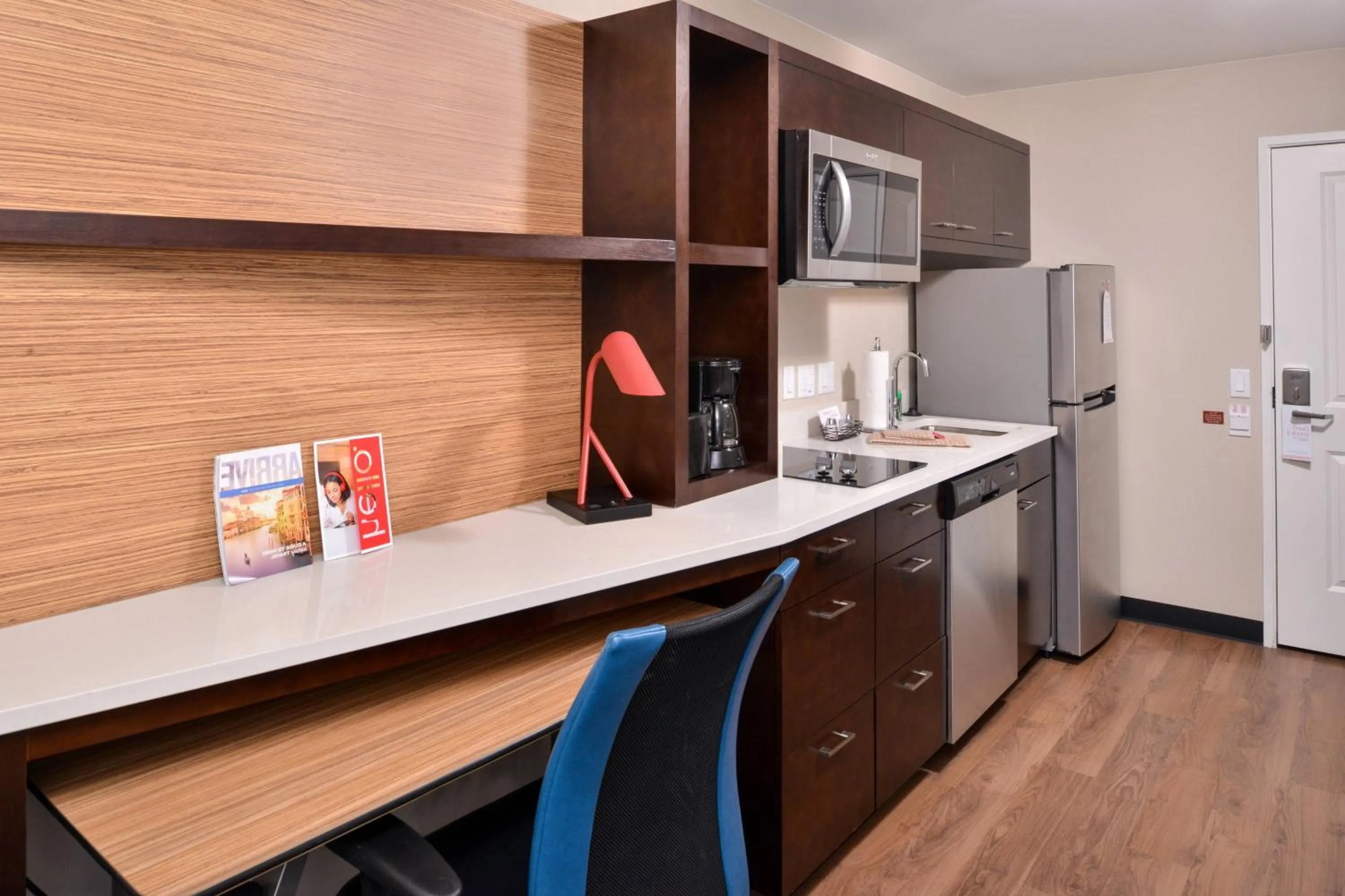Kitchen or kitchenette in TownePlace Suites by Marriott Ontario Chino Hills