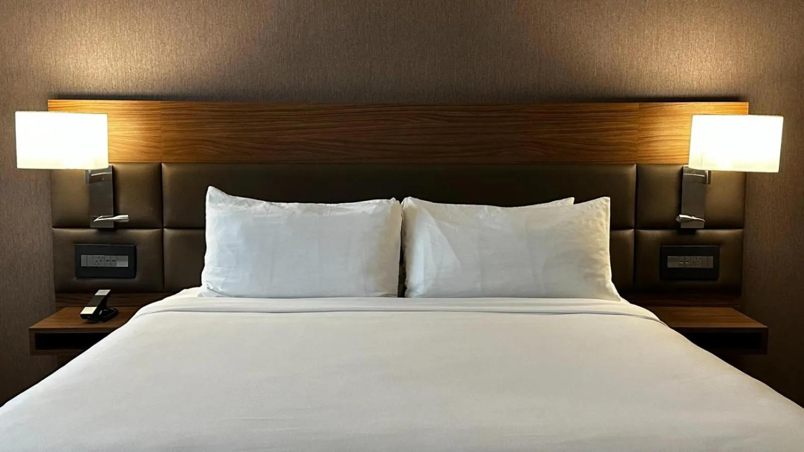 Bedroom, Bed in AC Hotel by Marriott San Jose Escazu