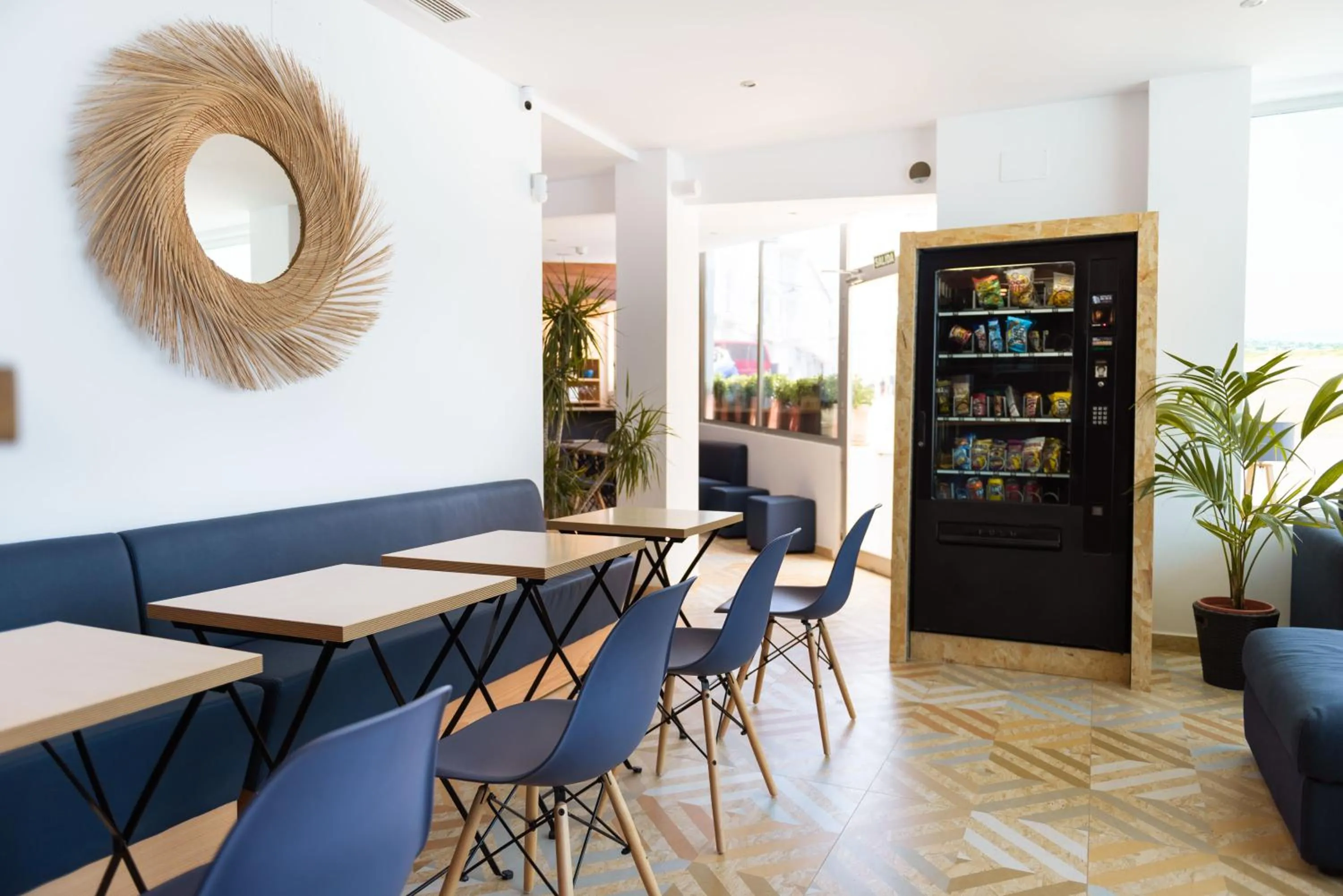 Living room in TAKE SURF Hostel Conil