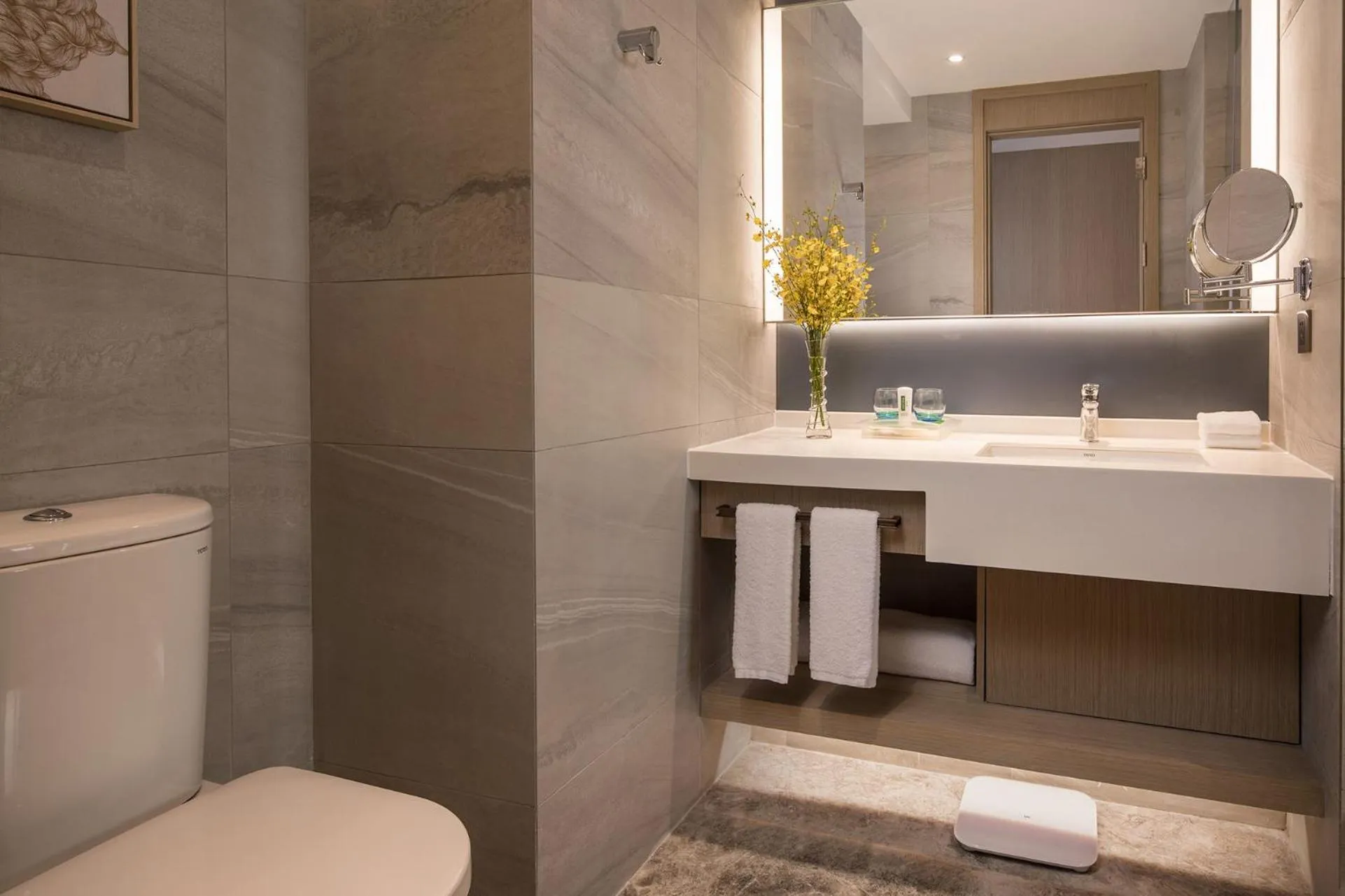 Bathroom in Holiday Inn - Nanjing South Station by IHG