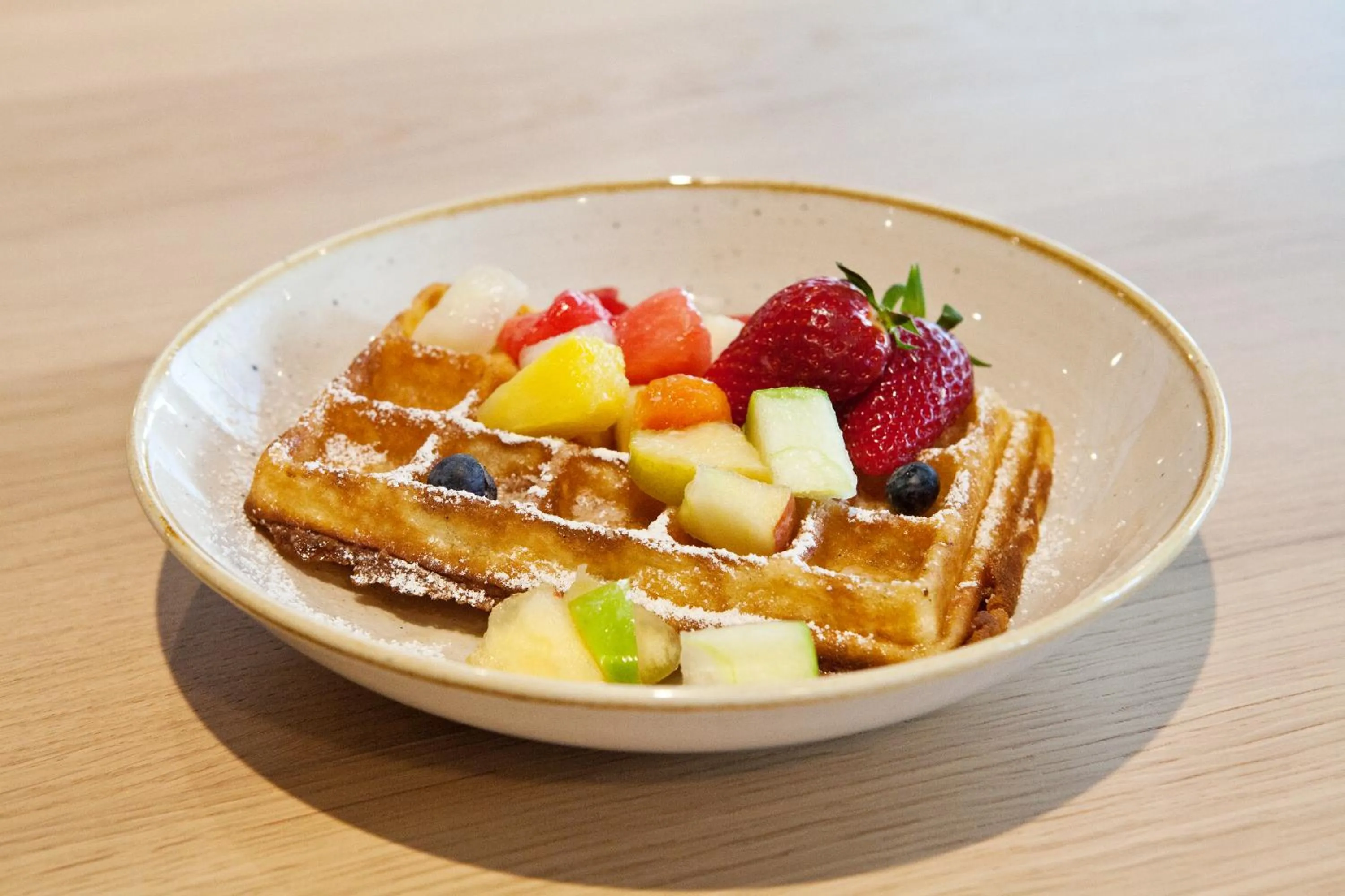 Food in Hotel Indigo Berlin - East Side Gallery