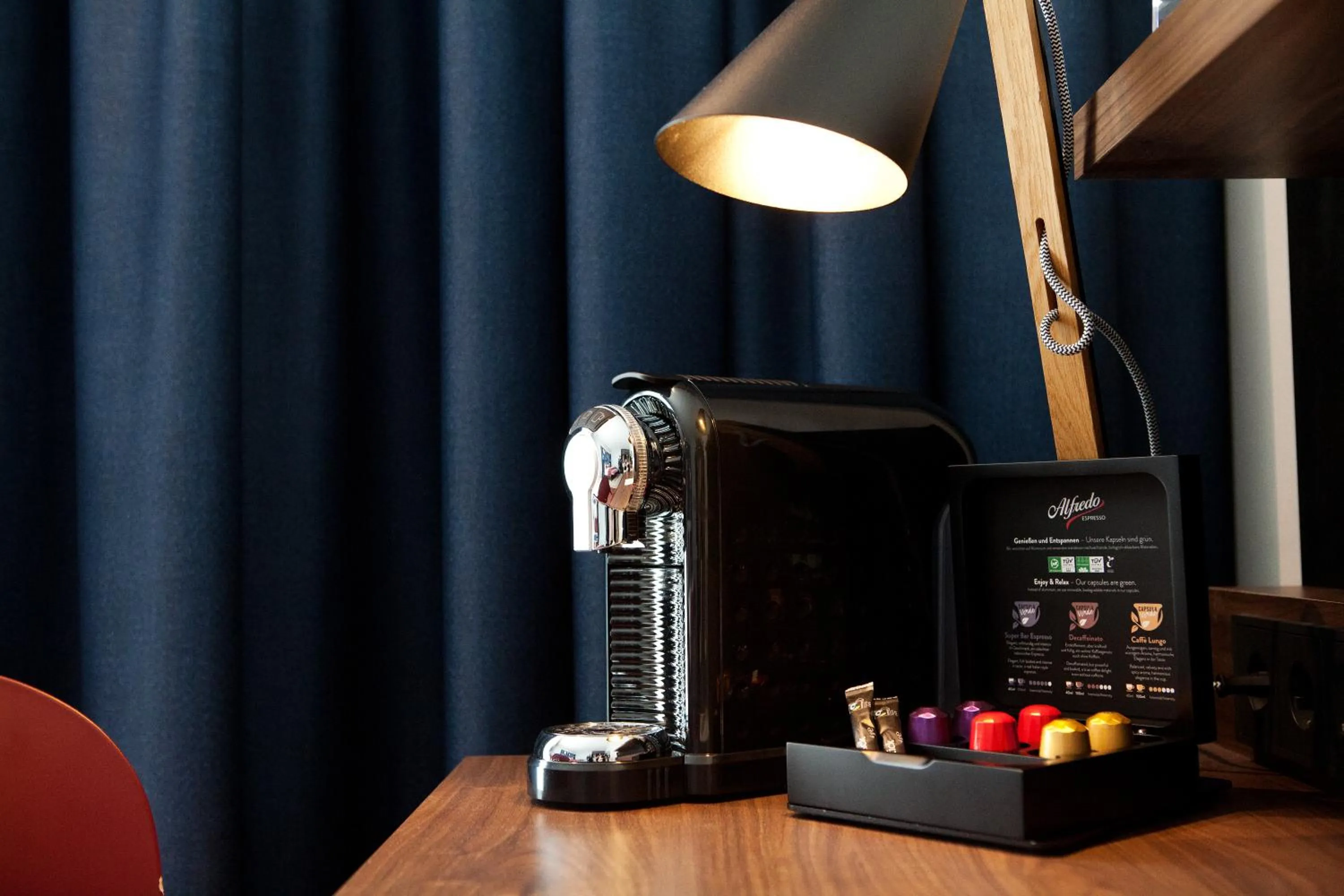 Coffee/tea facilities in Hotel Indigo Berlin - East Side Gallery