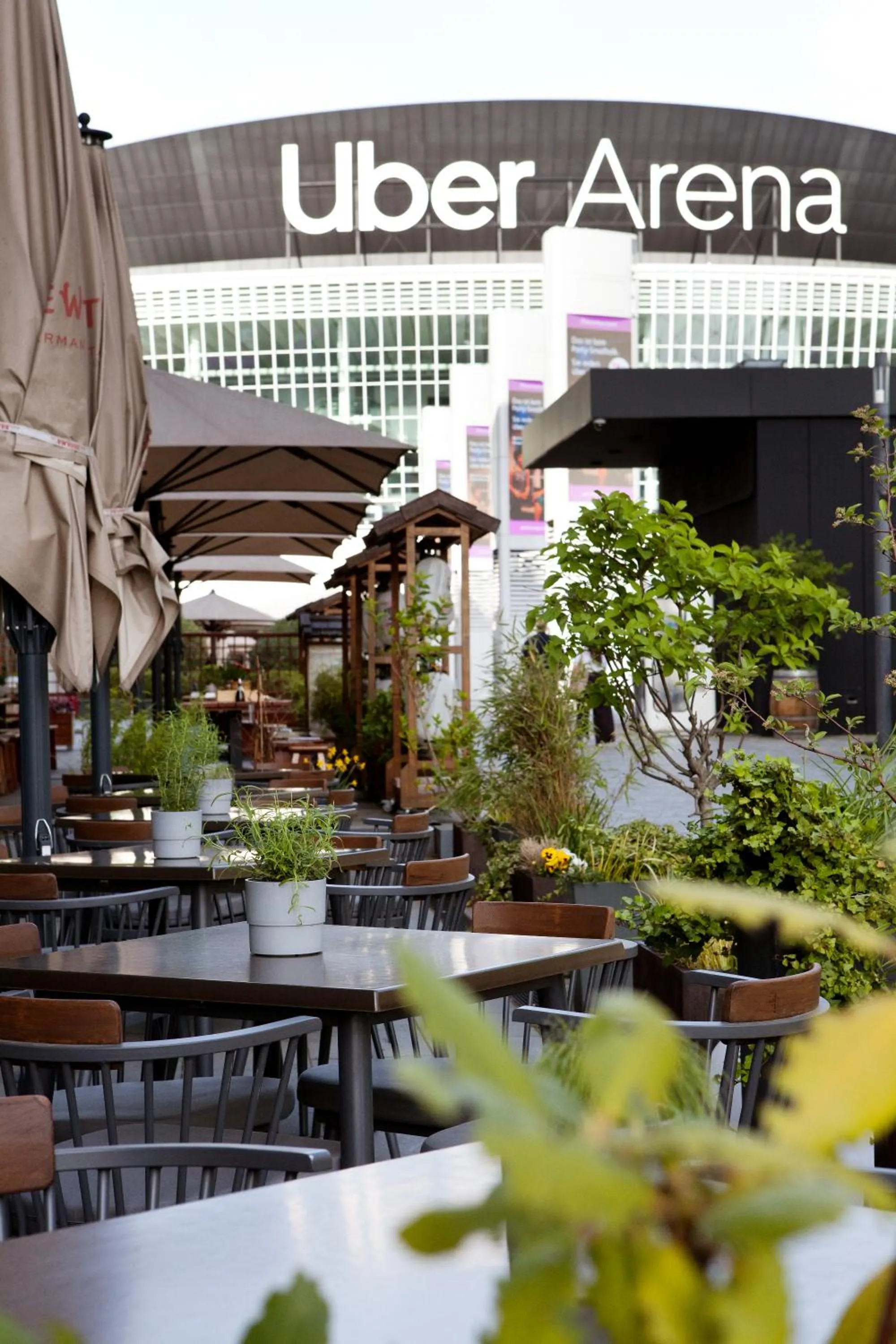 Day in Hotel Indigo Berlin - East Side Gallery