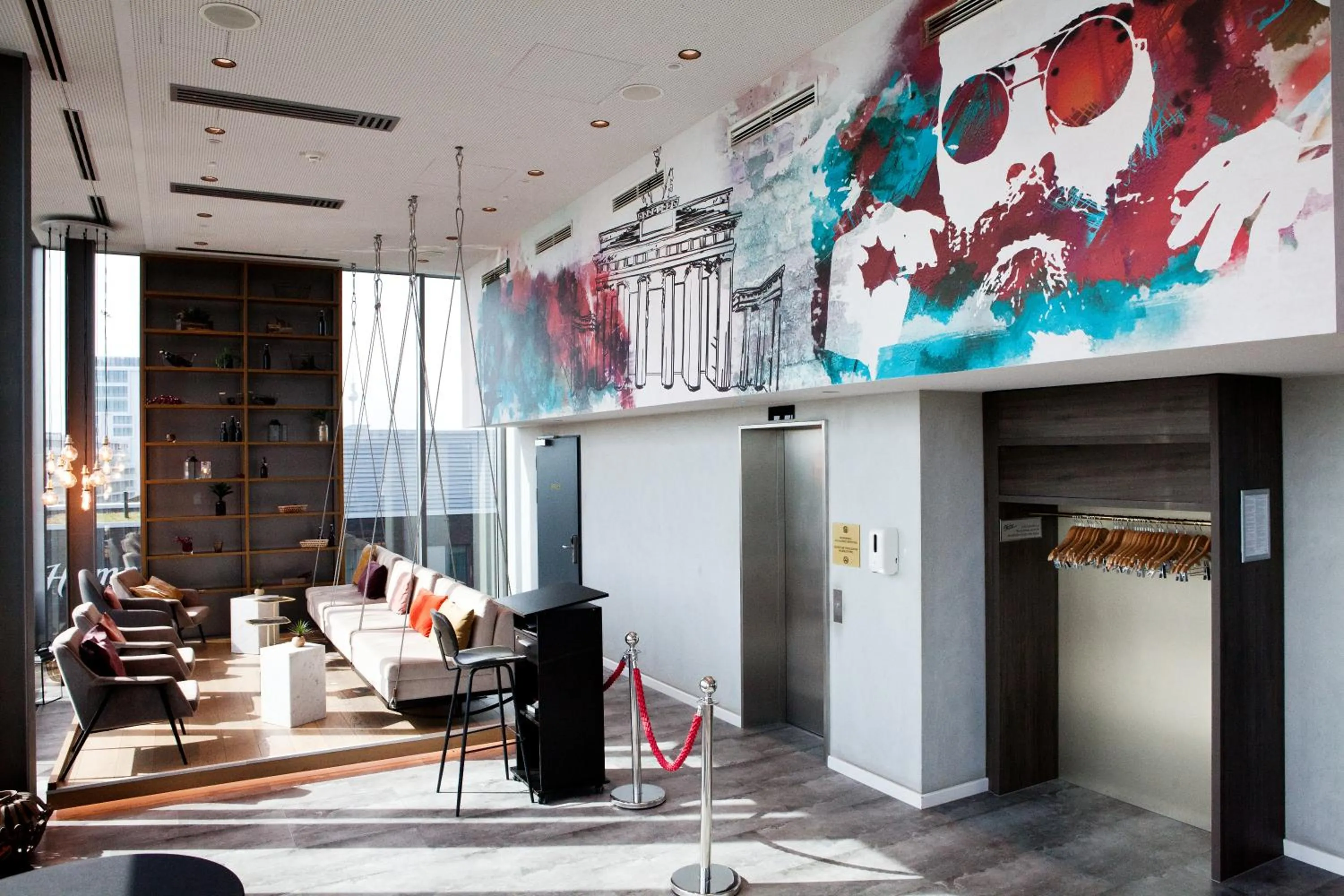 On site in Hotel Indigo Berlin - East Side Gallery