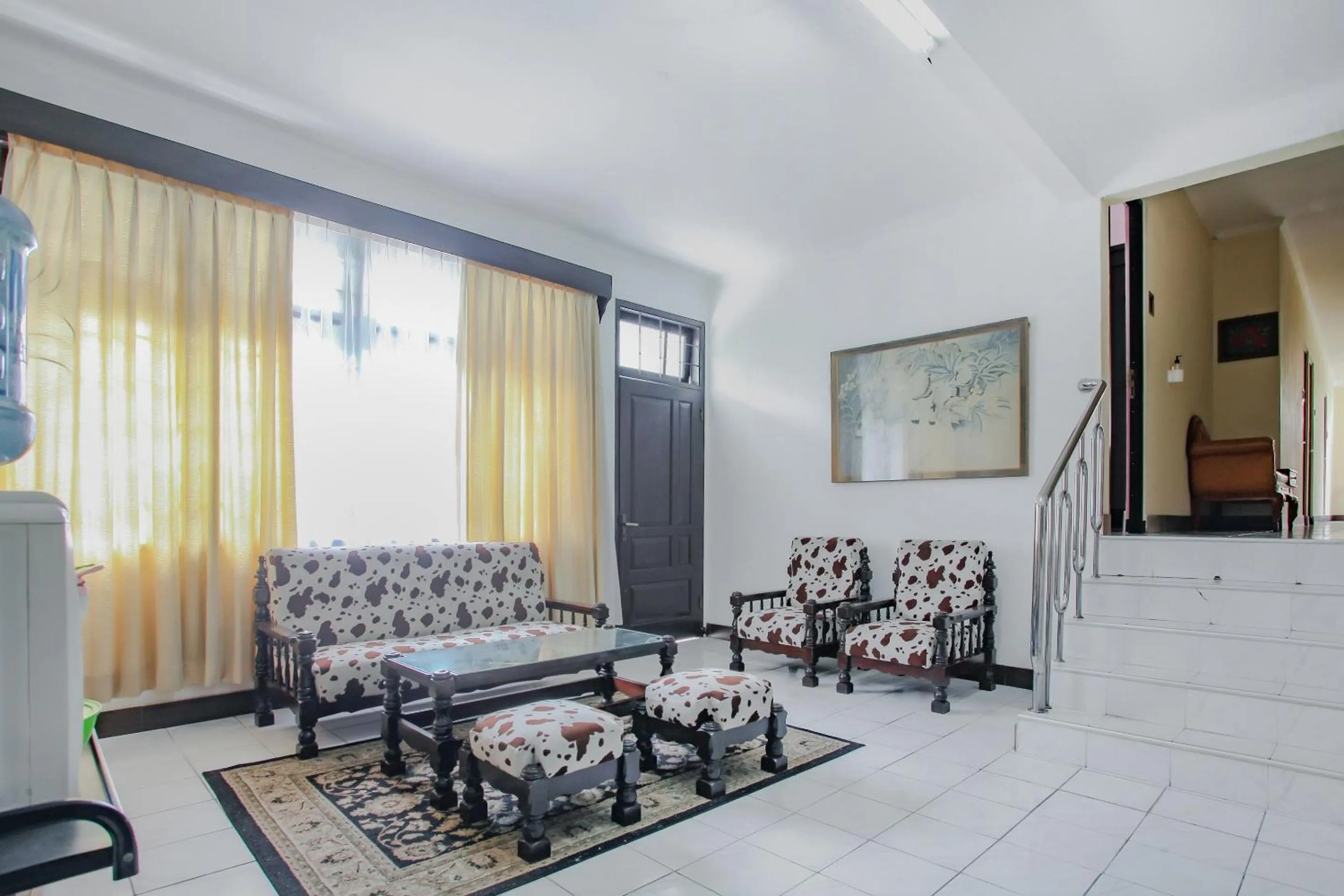 Lobby or reception in OYO Life 90091 Wisma Pakuan Syariah