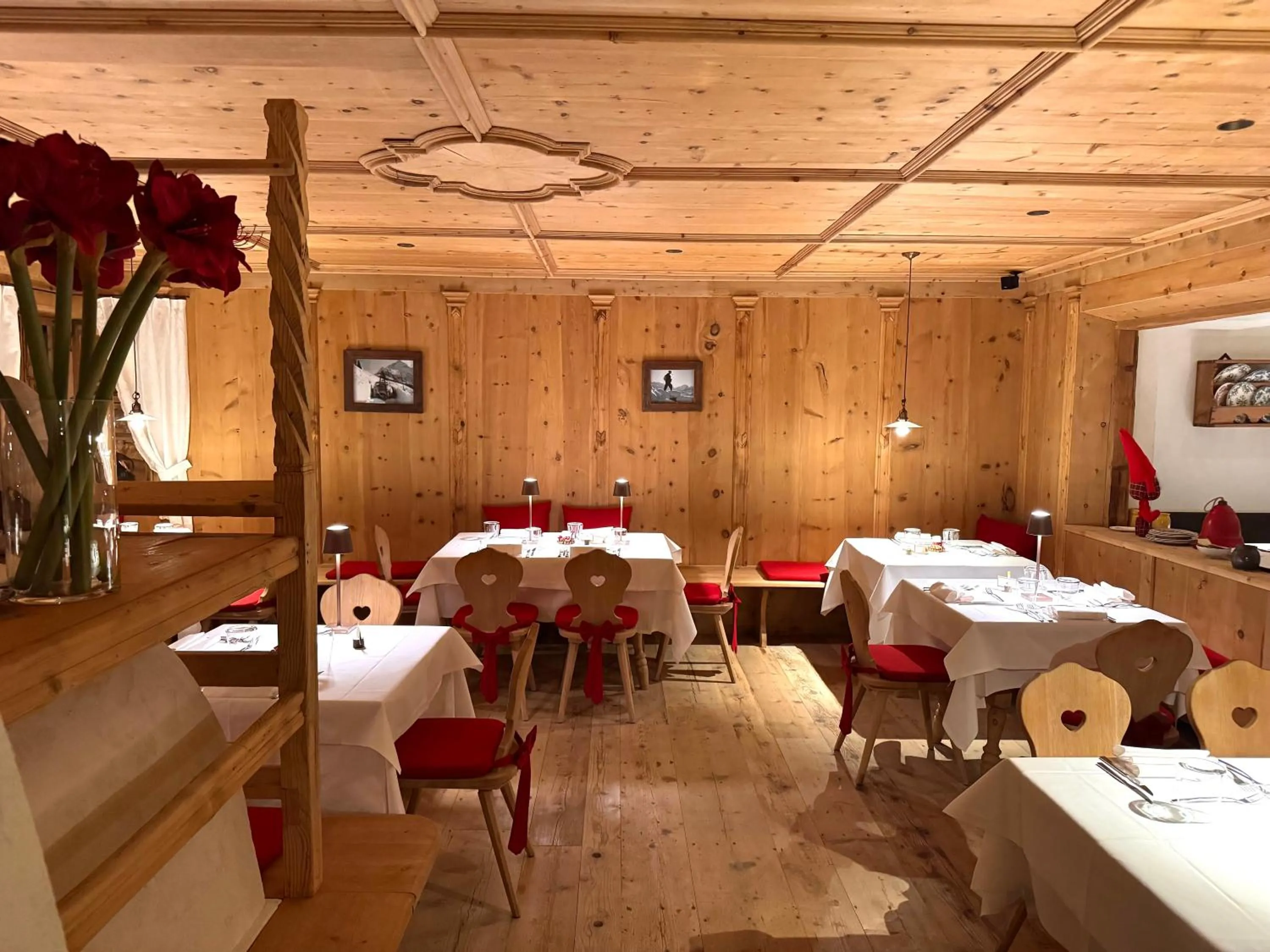 Restaurant/places to eat in Hotel Gran Fanes