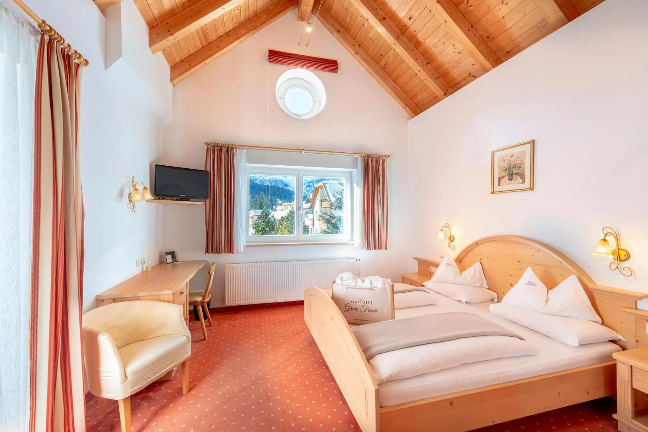 Bed in Hotel Gran Fanes