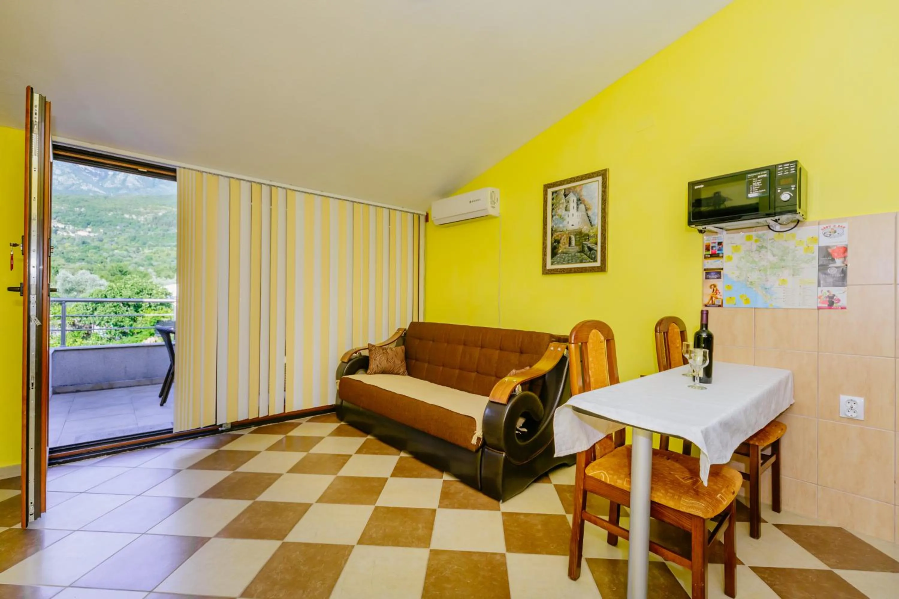 Living room, Bed in Apartmani Novaković