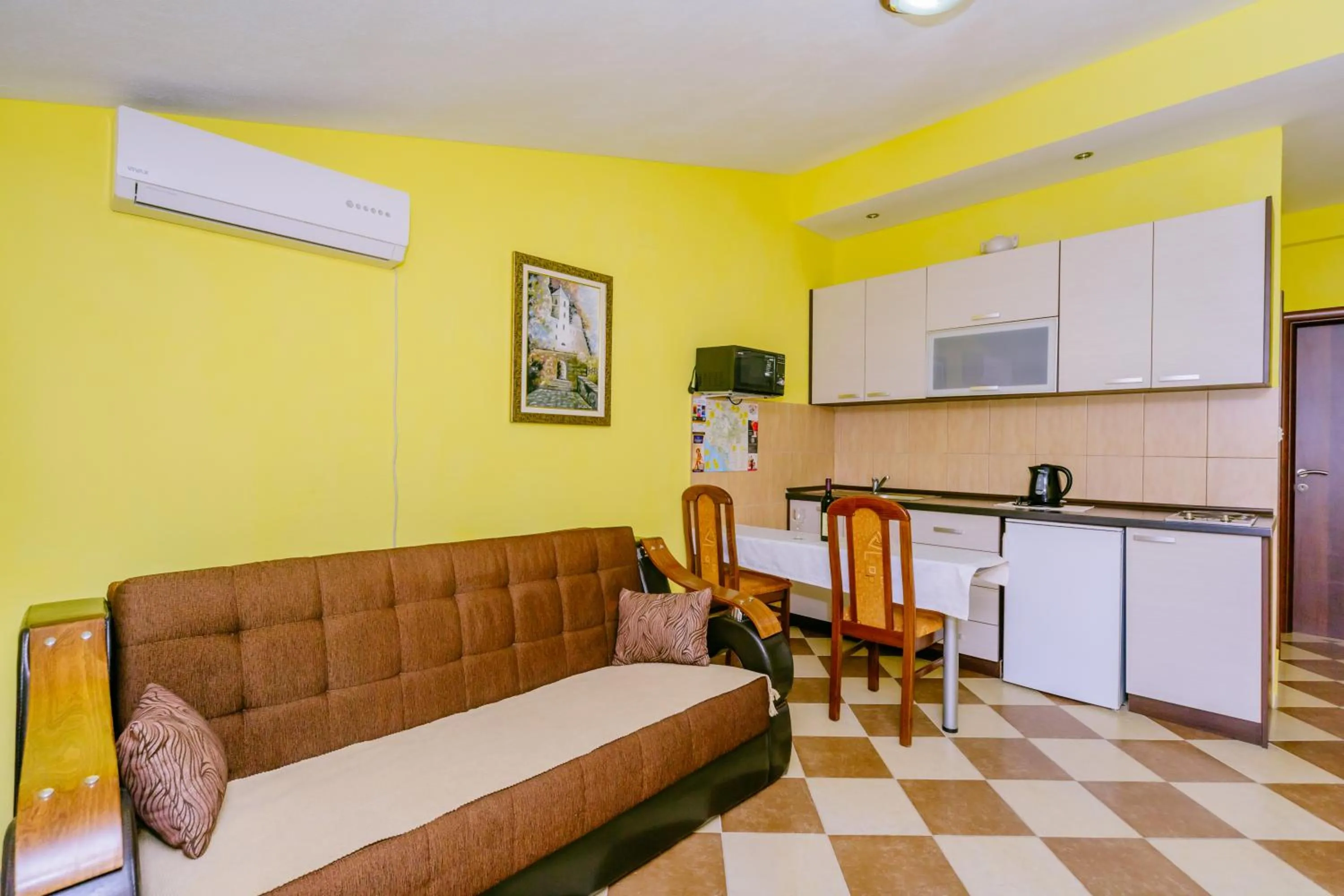 Kitchen or kitchenette in Apartmani Novaković