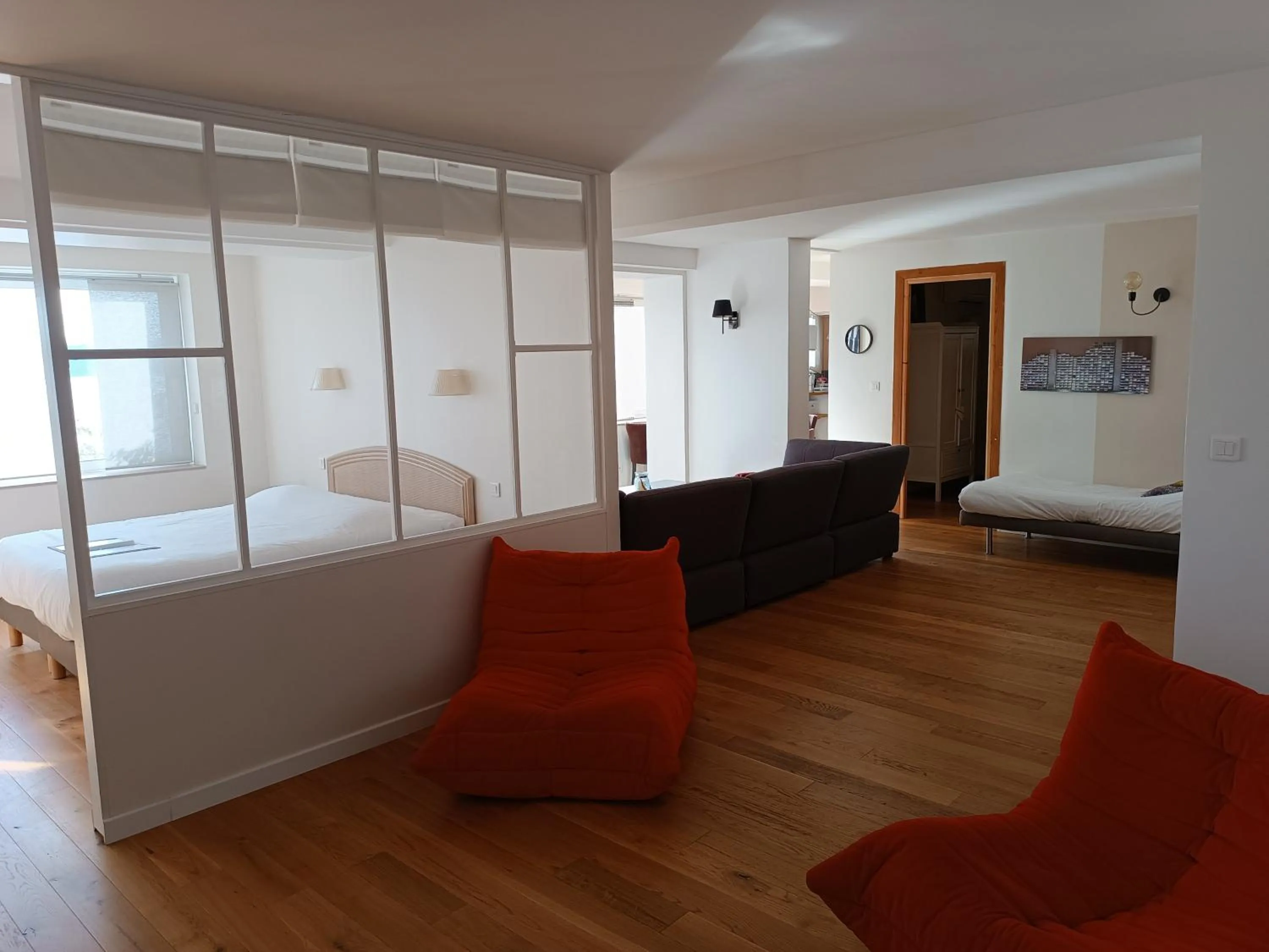 Bedroom, Bed in Les Galets Hôtel et B&B