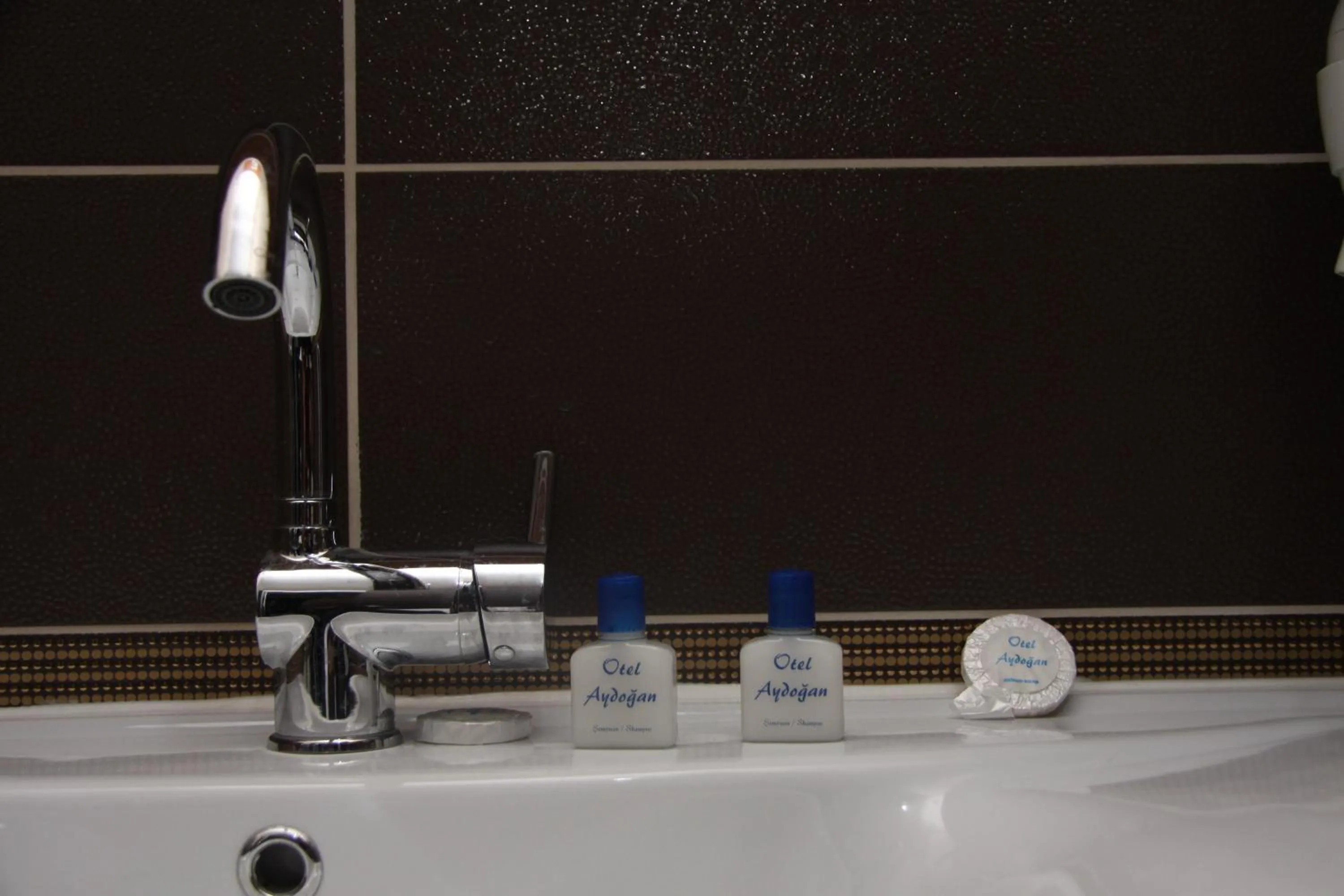 Bathroom in Cmr Aydogan Hotel