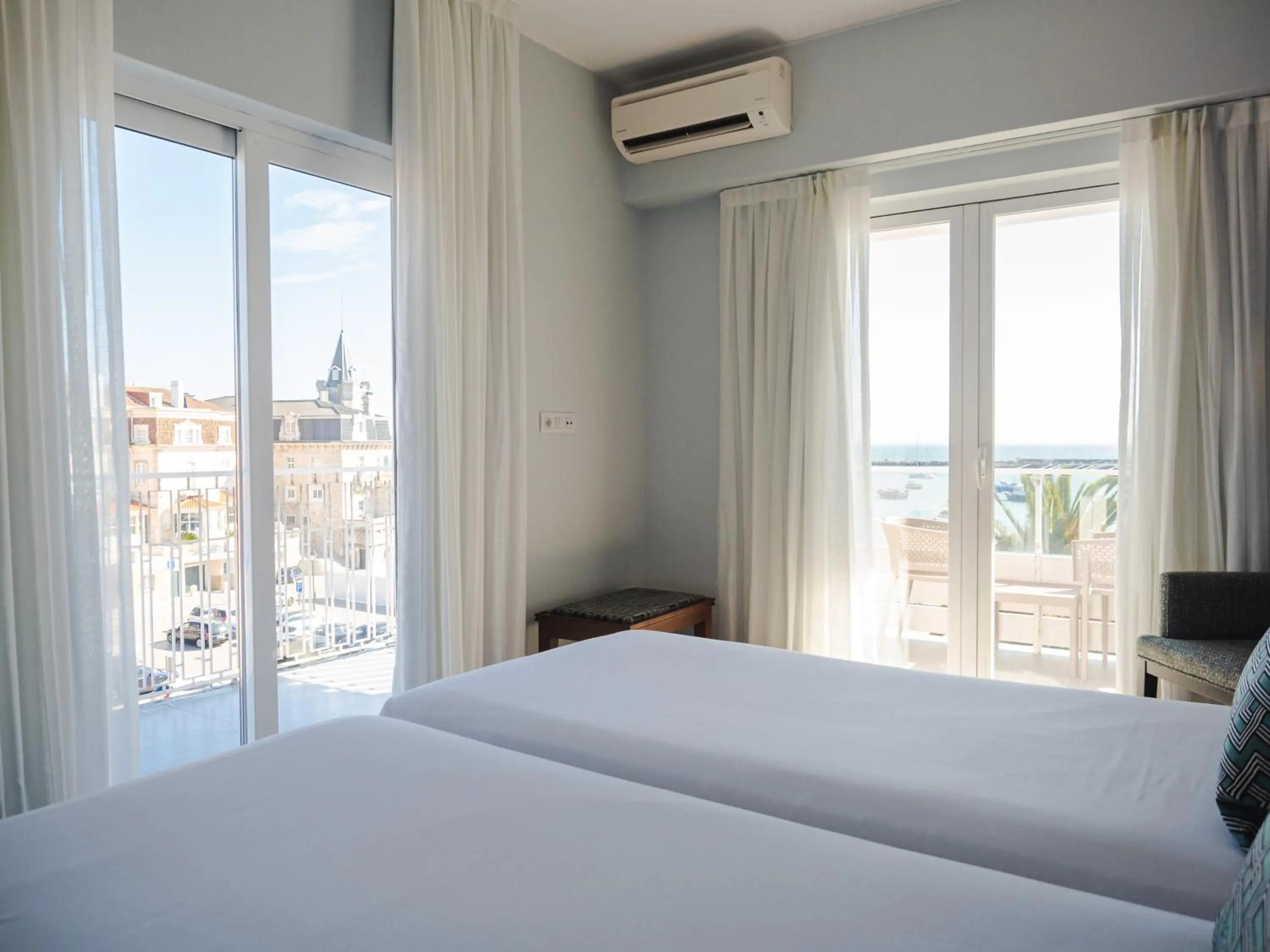 View (from property/room), Bed in Hotel Baia