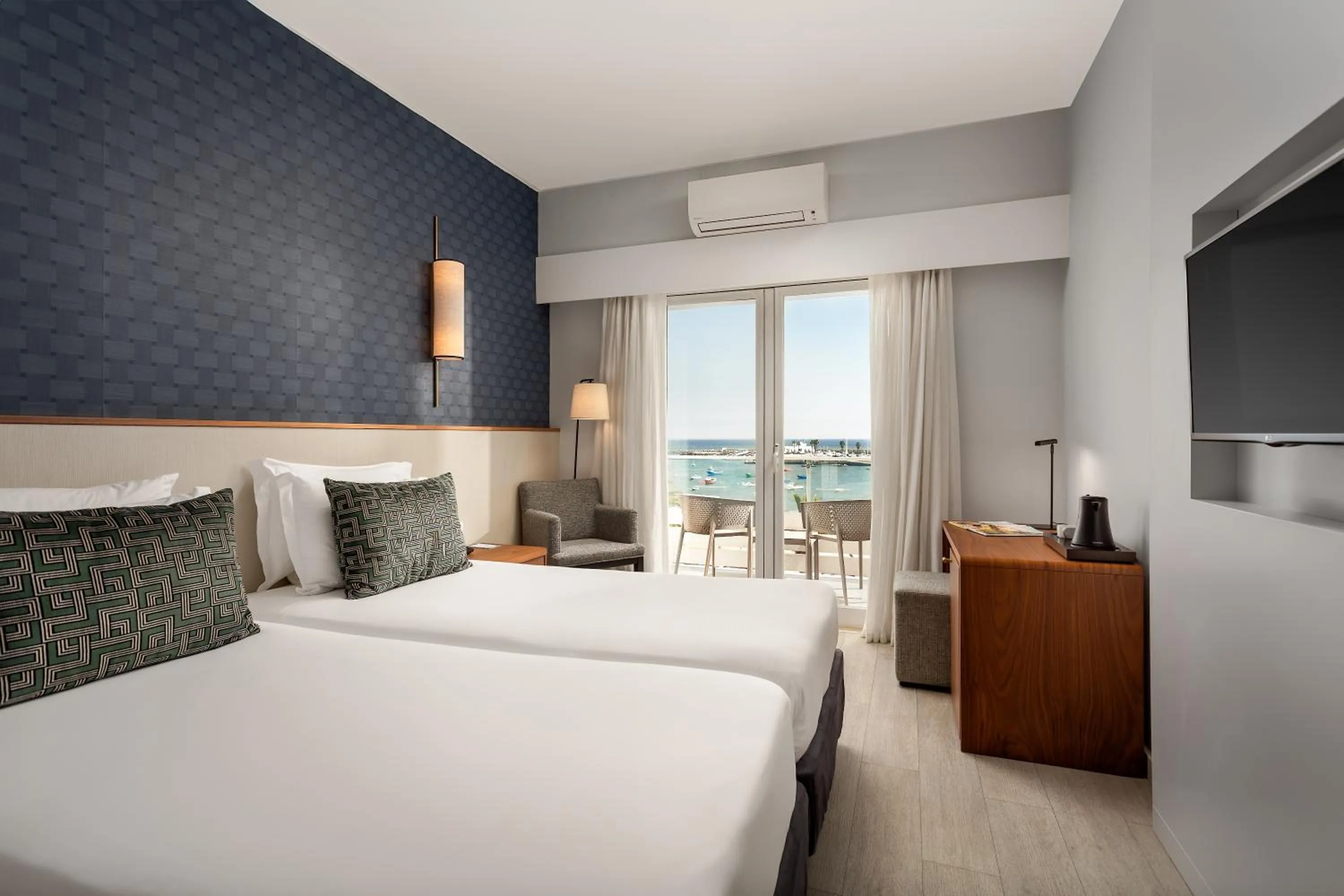 Bedroom, Bed in Hotel Baia