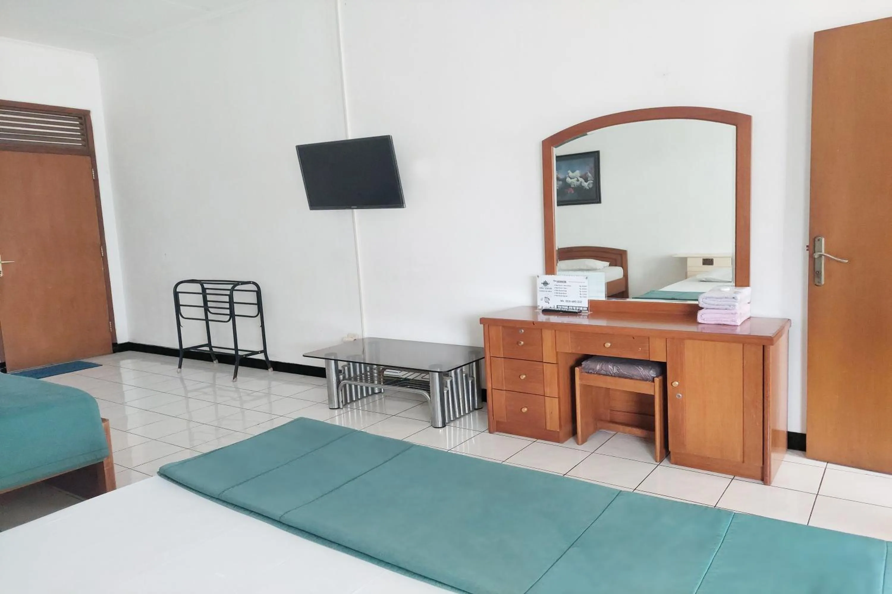 Bed in Vanda Villa Batu