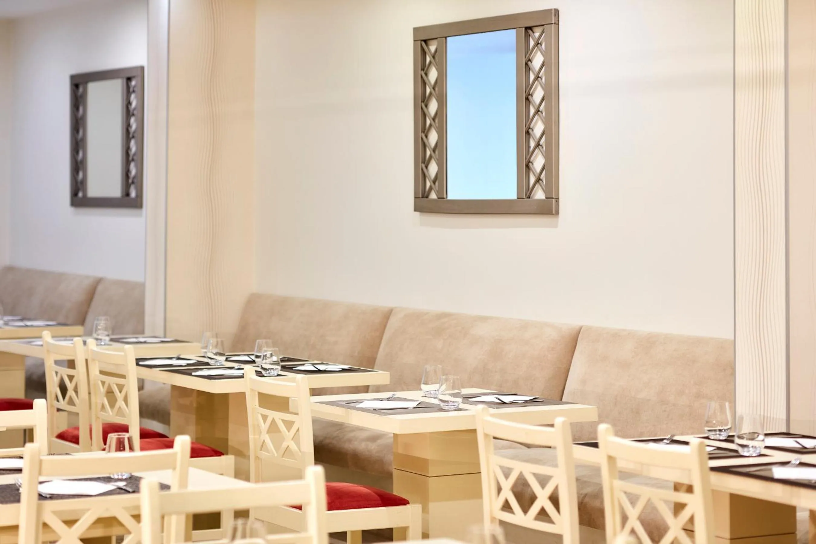 Restaurant/places to eat in Santa Eulalia Hotel & Spa