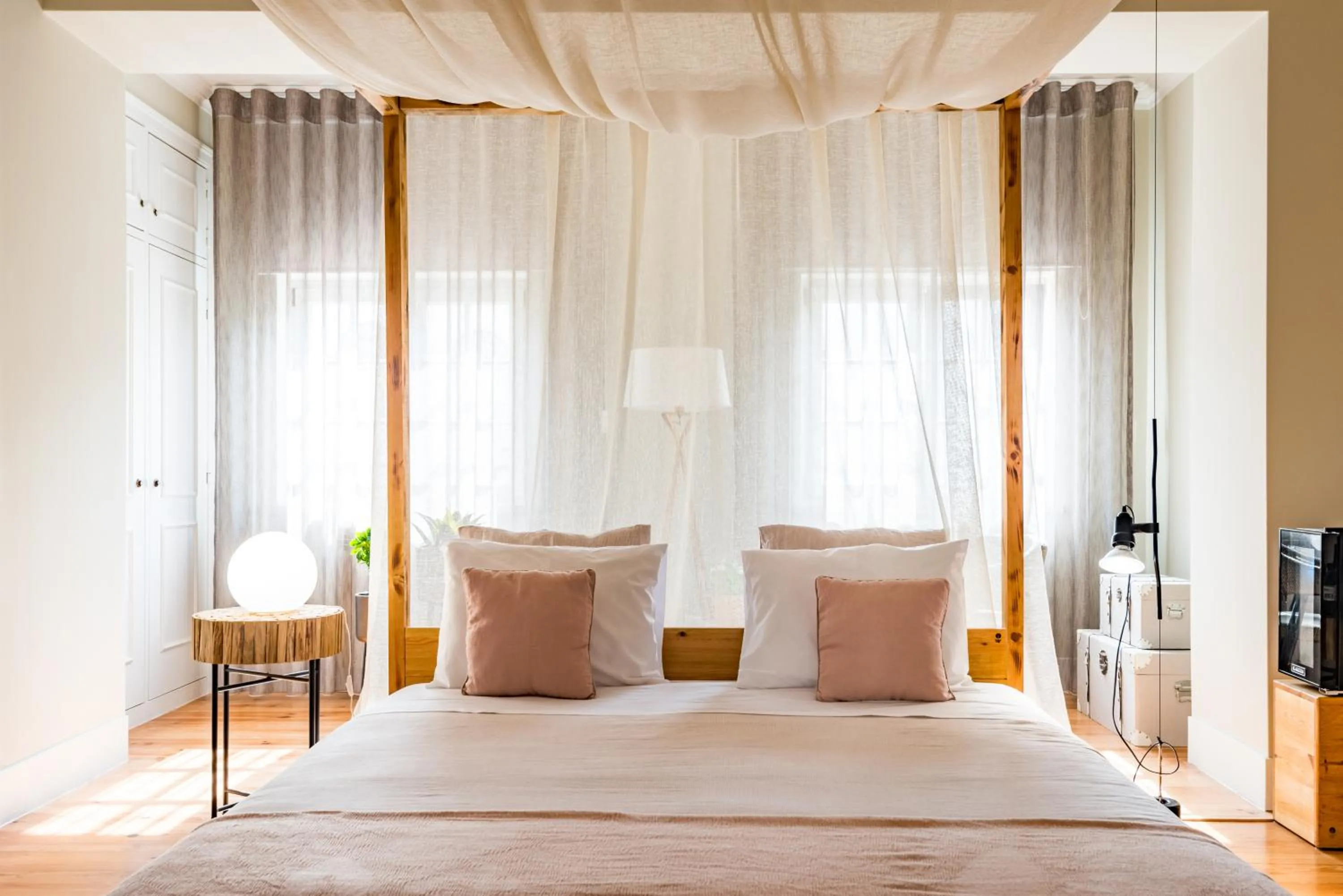 Bed in 19 Tile Ceramic Concept - by Unlock Hotels