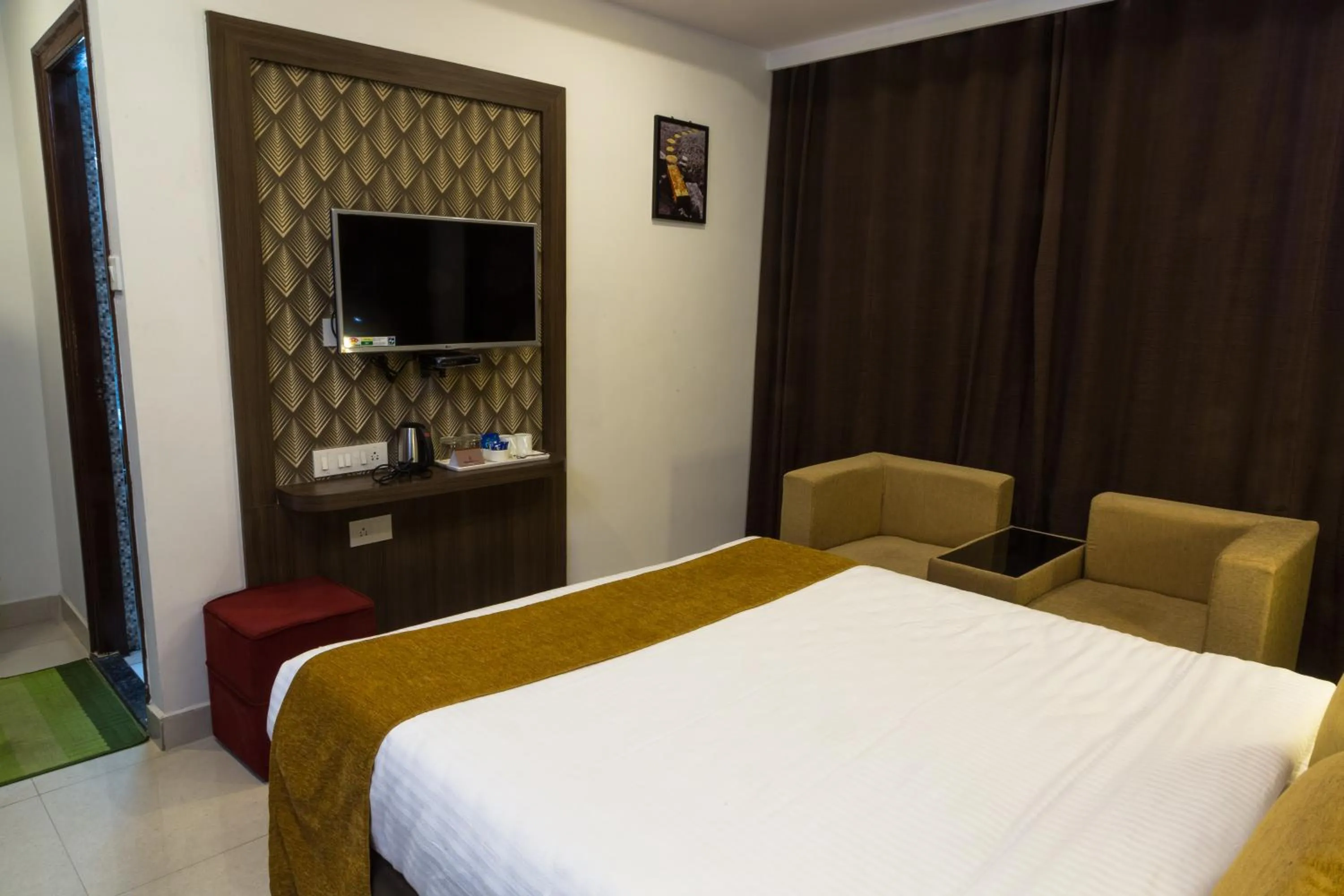 Bed in The Porch Inn Hotel & Service Apartments Near Nimhans Hospital