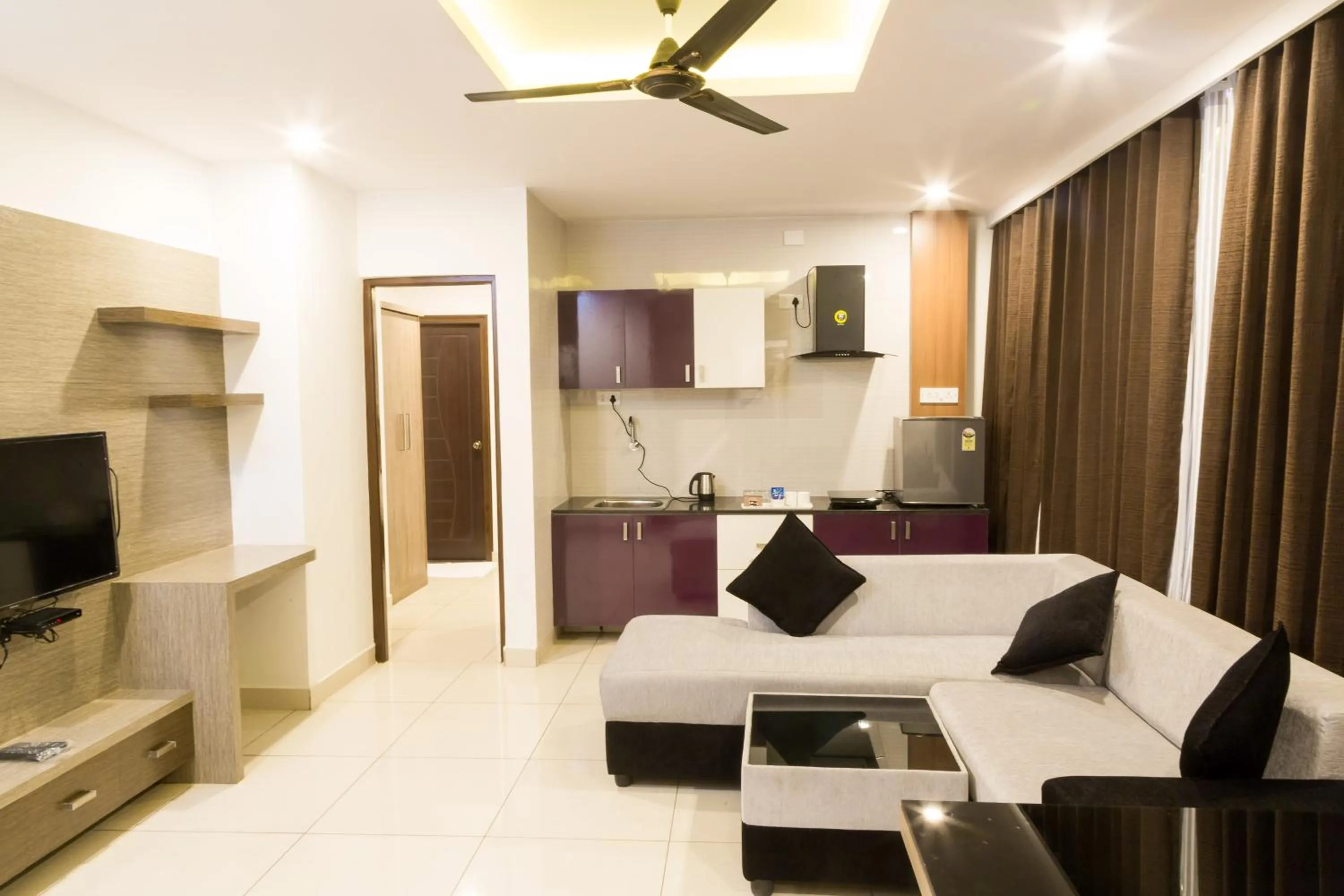 Living room in The Porch Inn Hotel & Service Apartments Near Nimhans Hospital