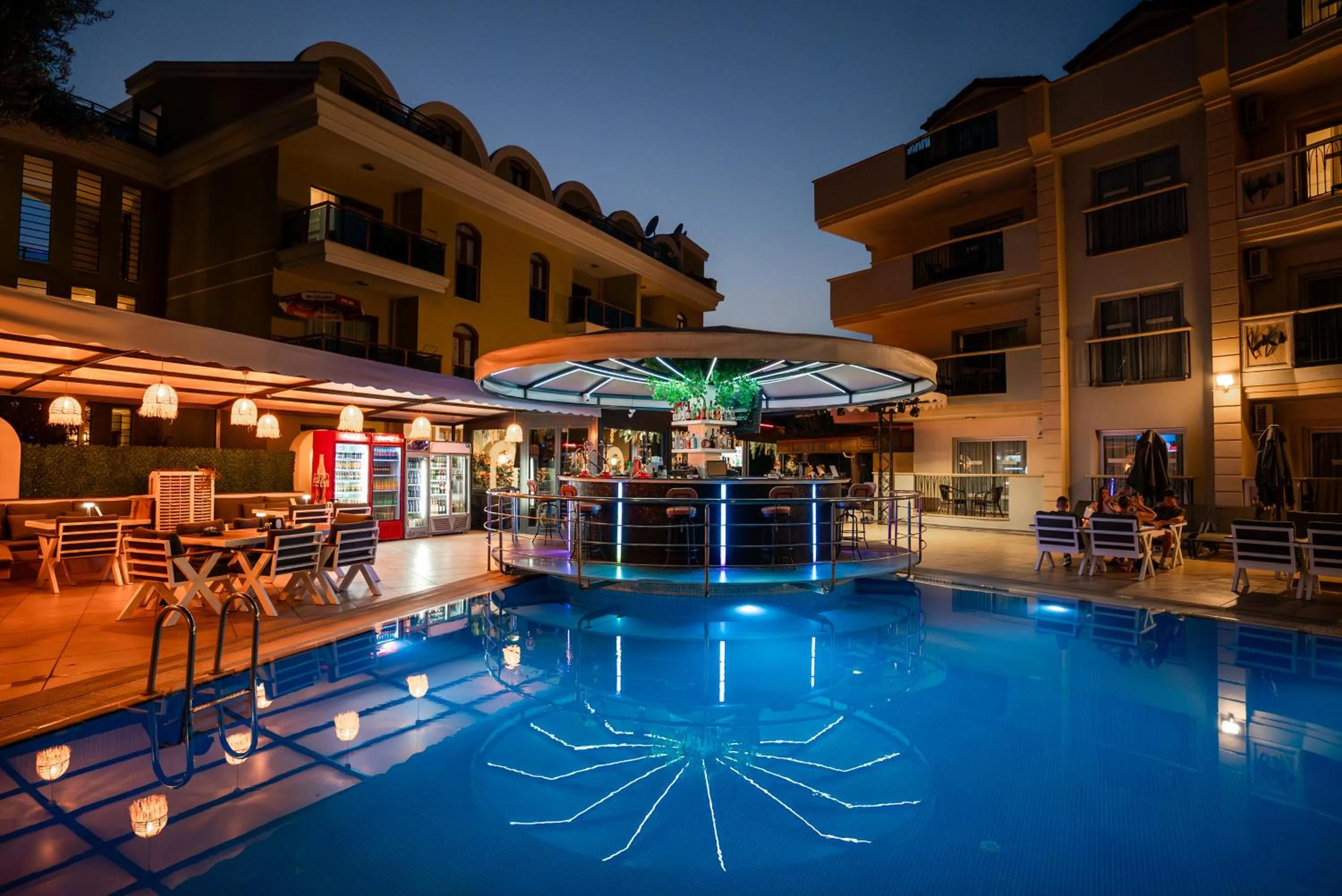 Club Karakas Apart Otel
