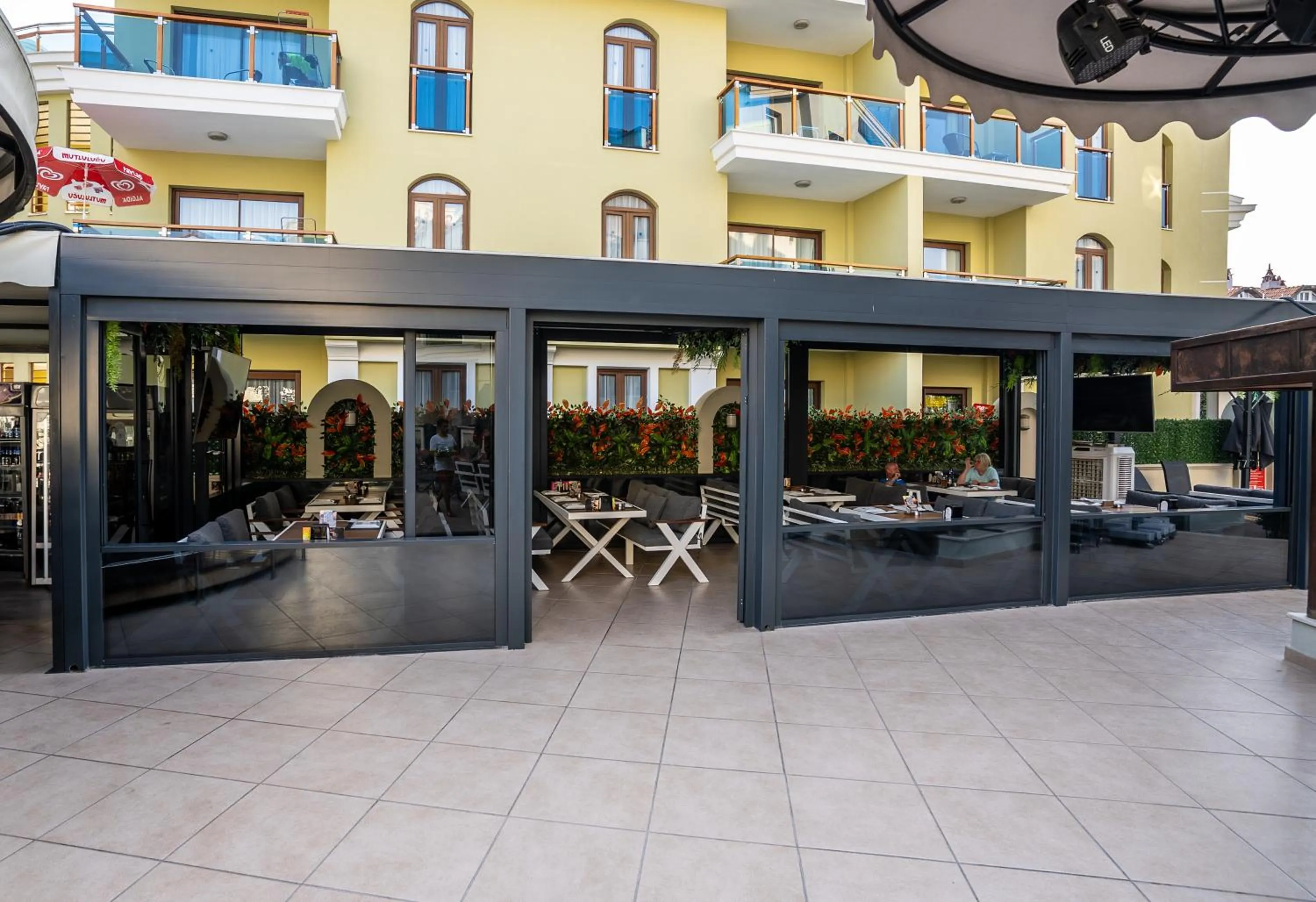 Club Karakas Apart Otel