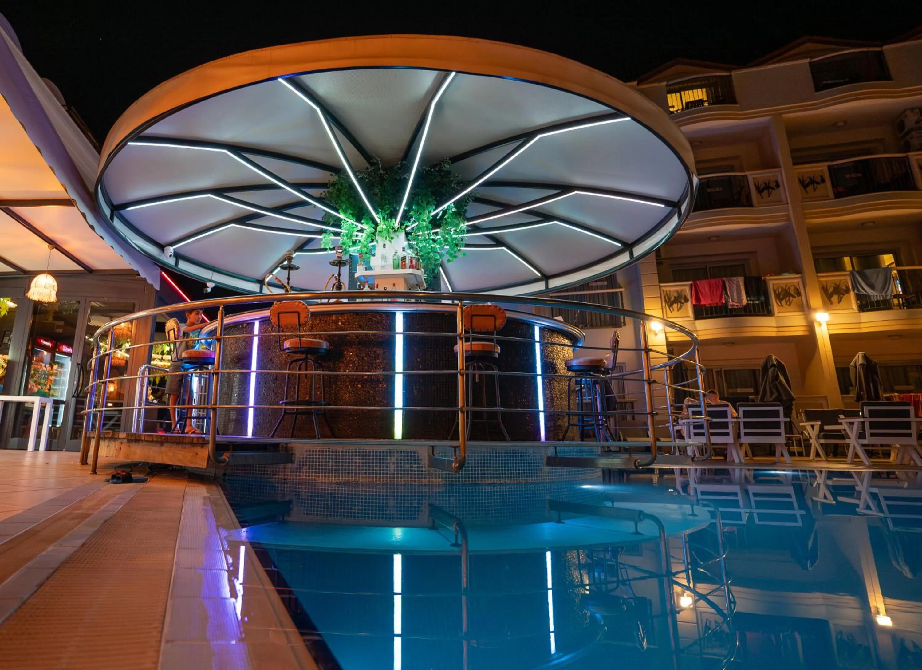 Club Karakas Apart Otel