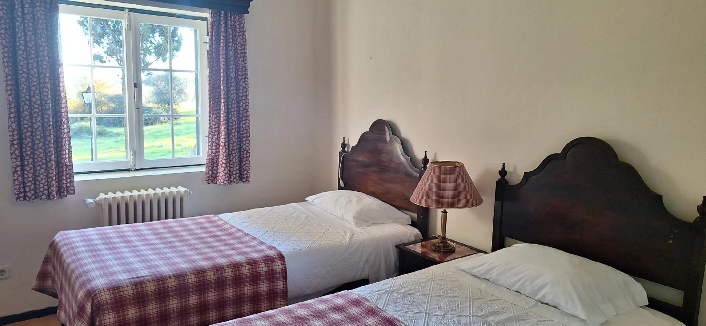 Bed in Hotel Urgeirica