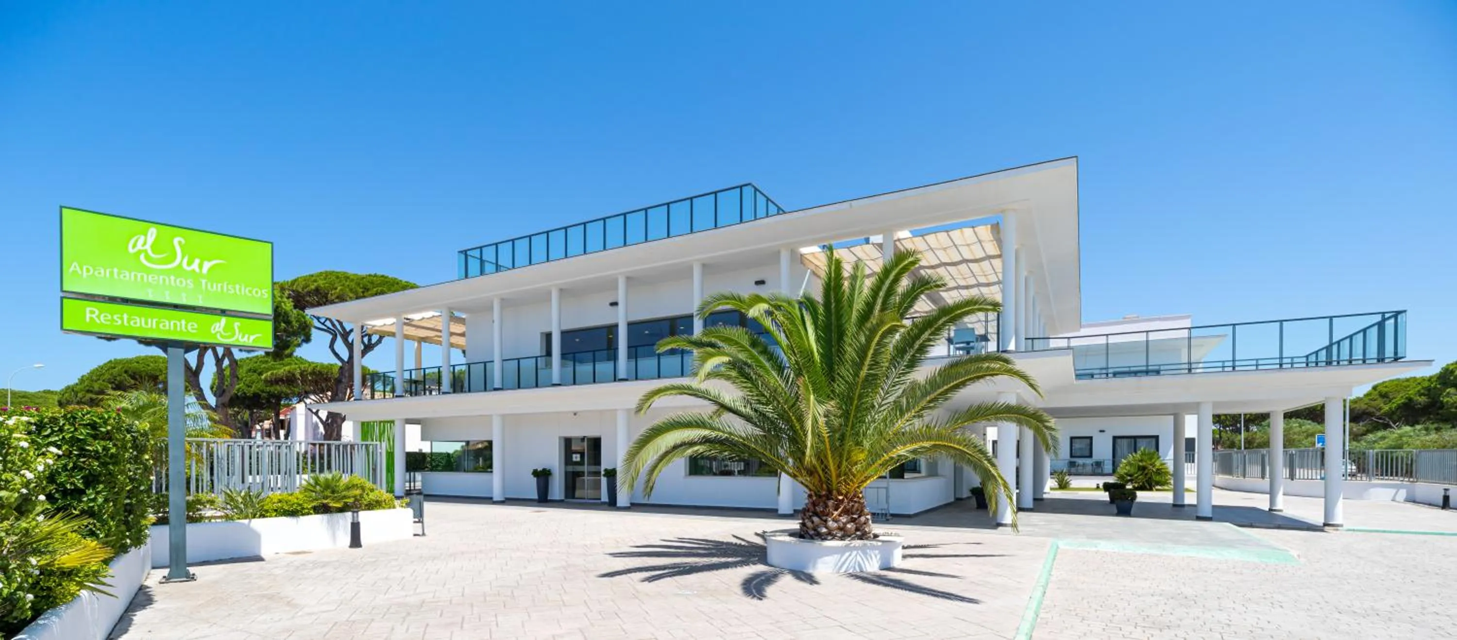 Facade/entrance in Complejo Al Sur - by Grupo Tribu